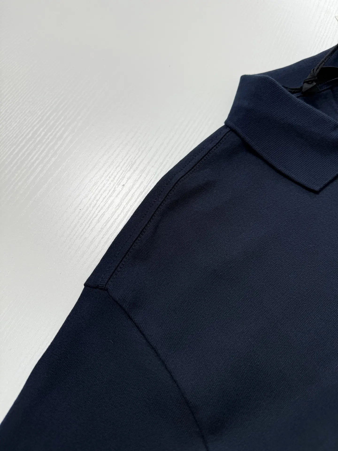 Logo-Patch Long-Sleeved Cotton Polo Shirt D22022050 — view 7