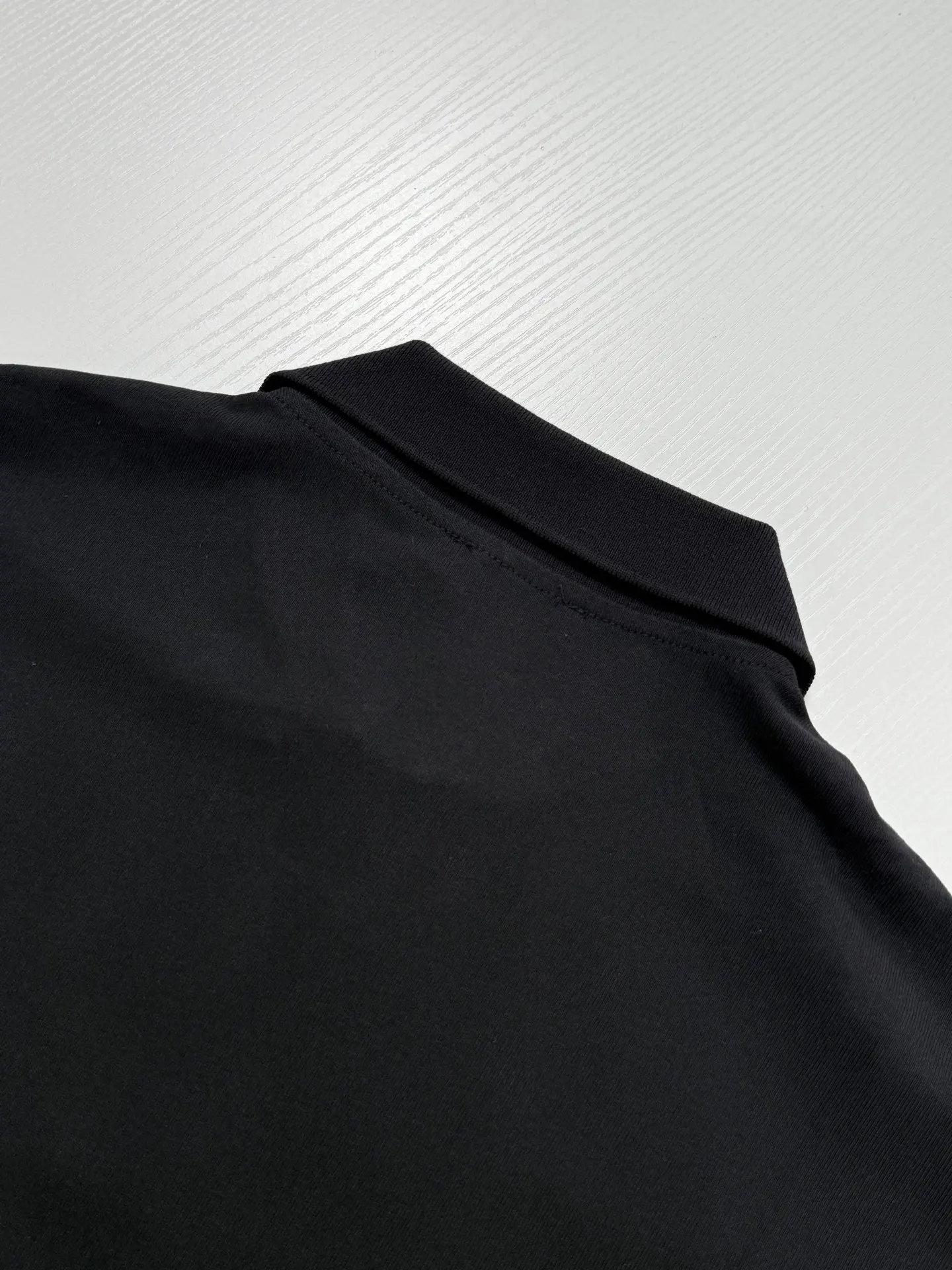 Logo-Patch Long-Sleeved Cotton Polo Shirt D22022052 — view 5