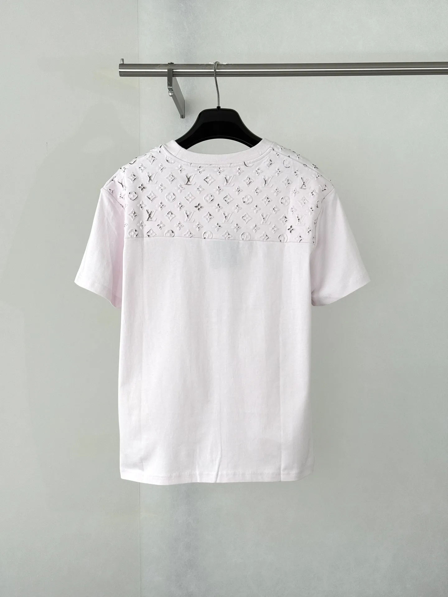 Monogram Embossed Pocket T-Shirt D22524743 — view 2