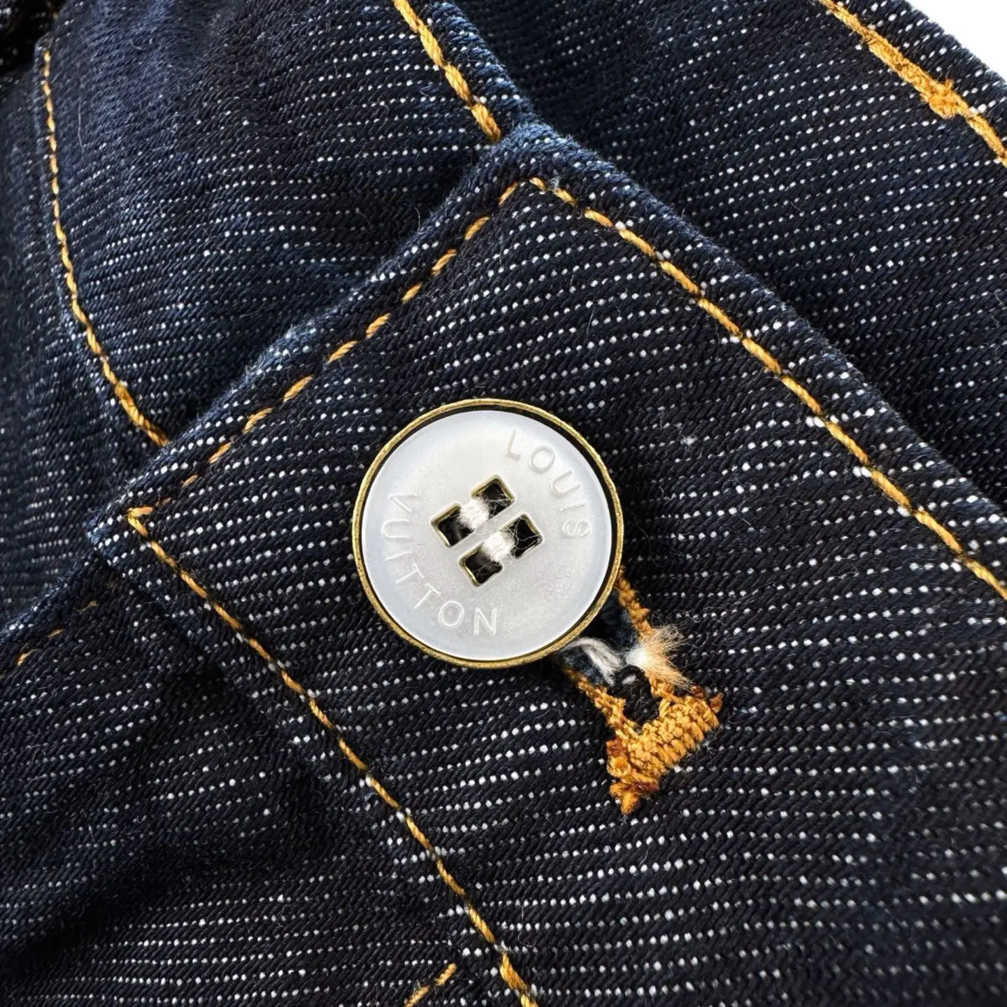 Leather Patch Indigo Denim Shorts D22522321 — view 6
