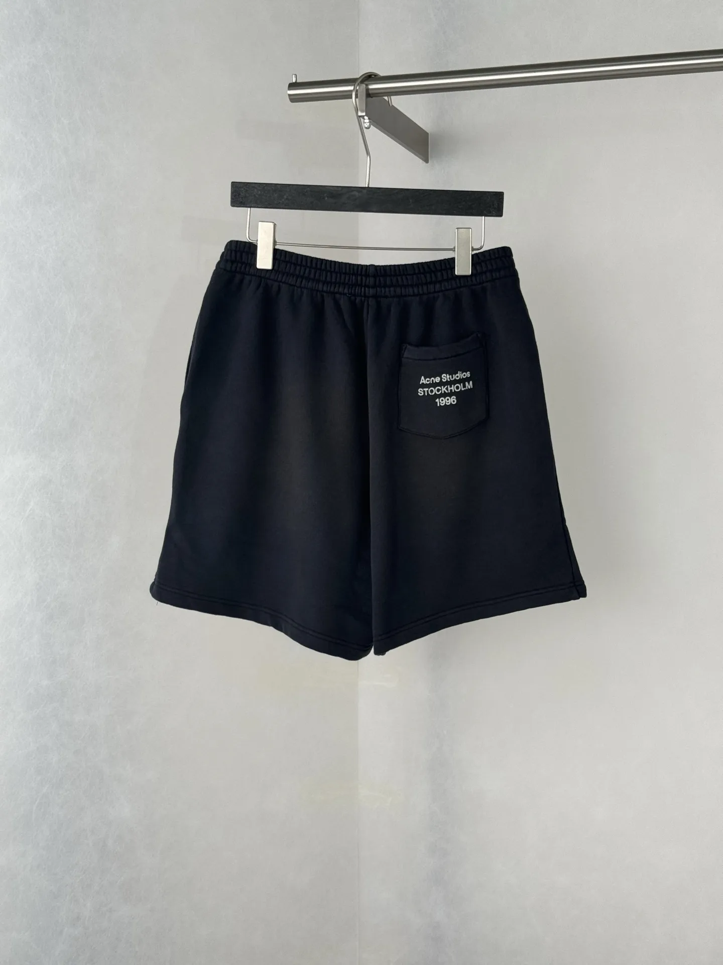 Logo-Print Washed Cotton-Jersey Shorts D22518687 — view 2