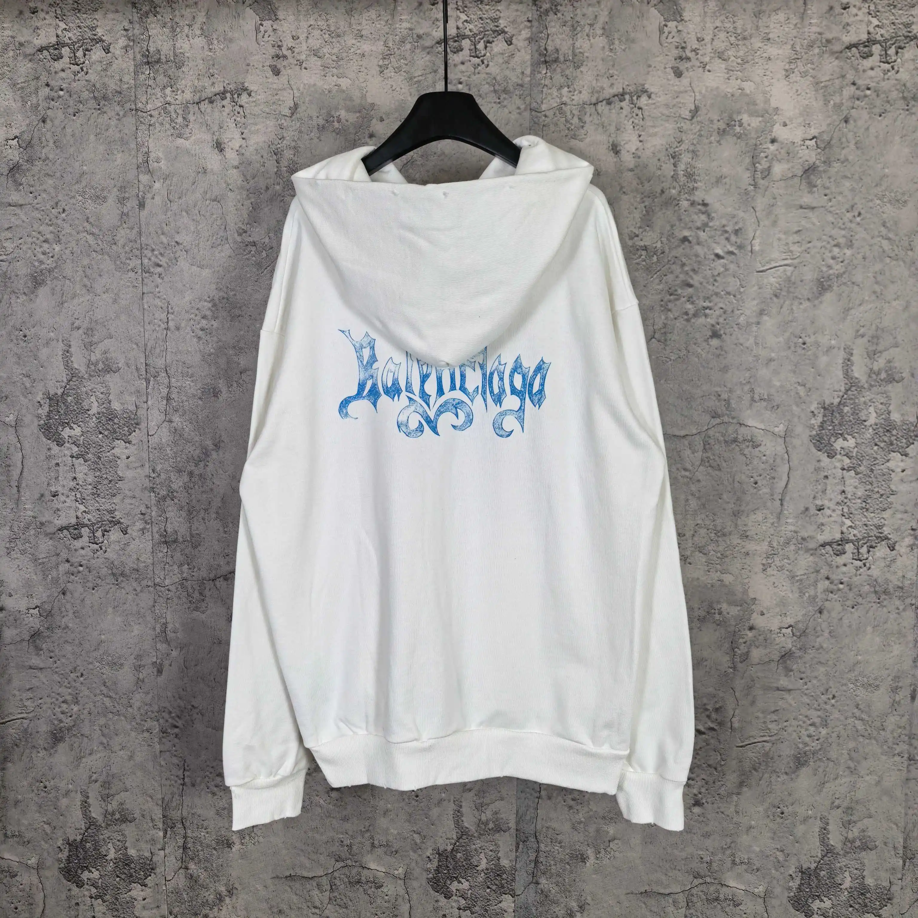 Sketchy Logo Flame Print Zip-Up Hoodie D22524473 — view 2
