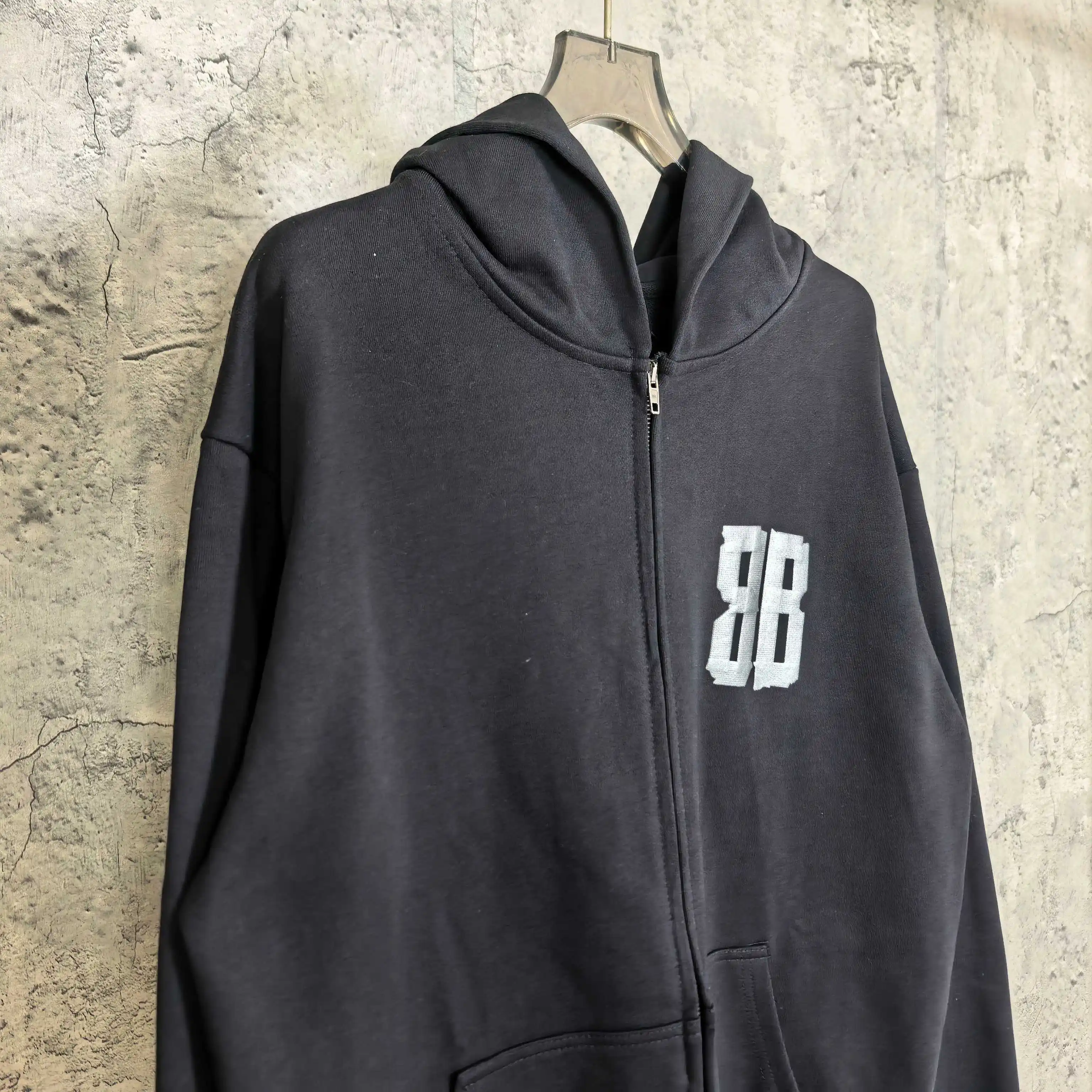 Tape Type Oversized Zip-Up Hoodie D22524500 — view 7