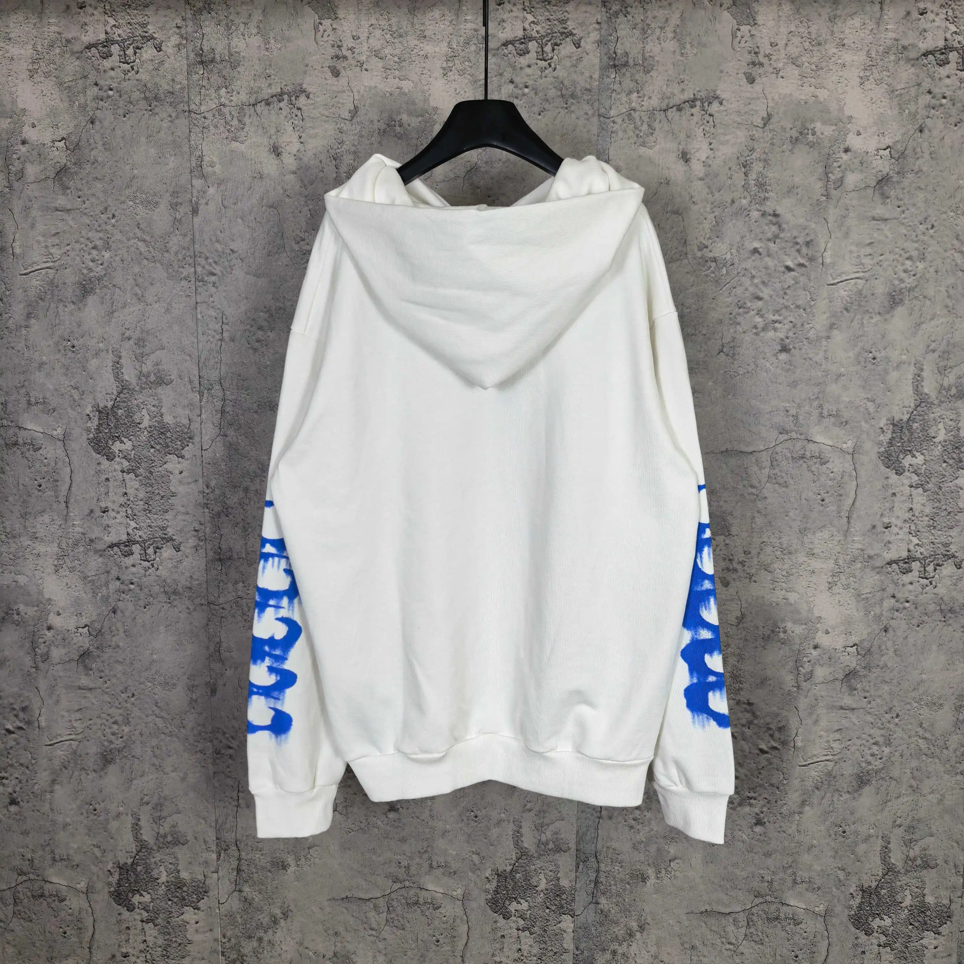 Wet Brush Logo Zip-Up Hoodie D22524481 — view 2