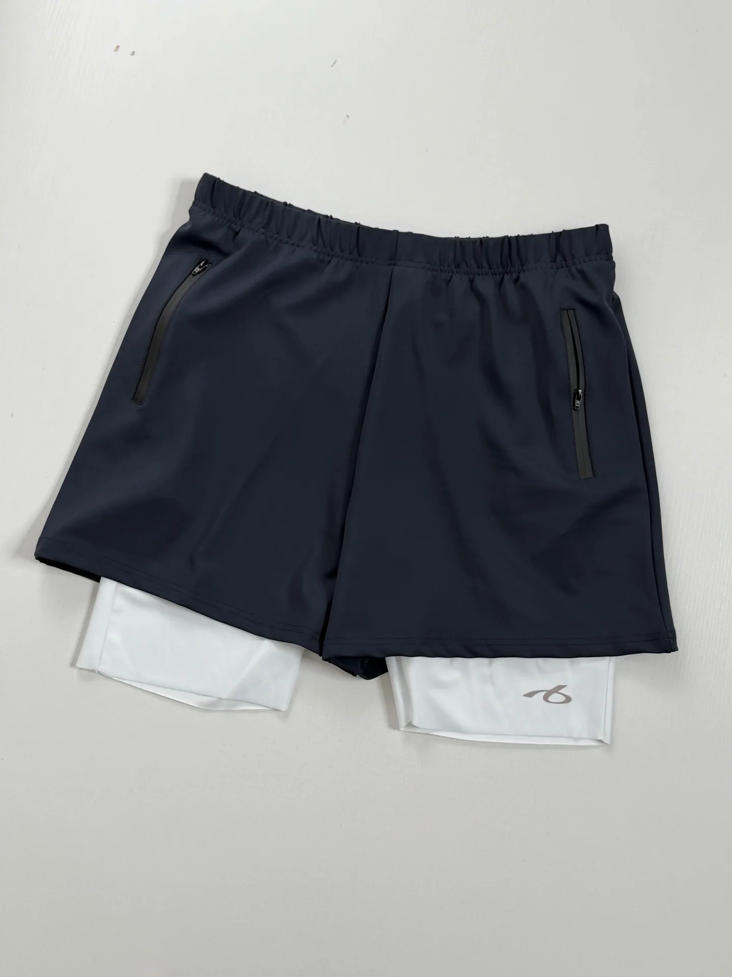 Layered 2-in-1 Performance Training Shorts D22518594 — view 3