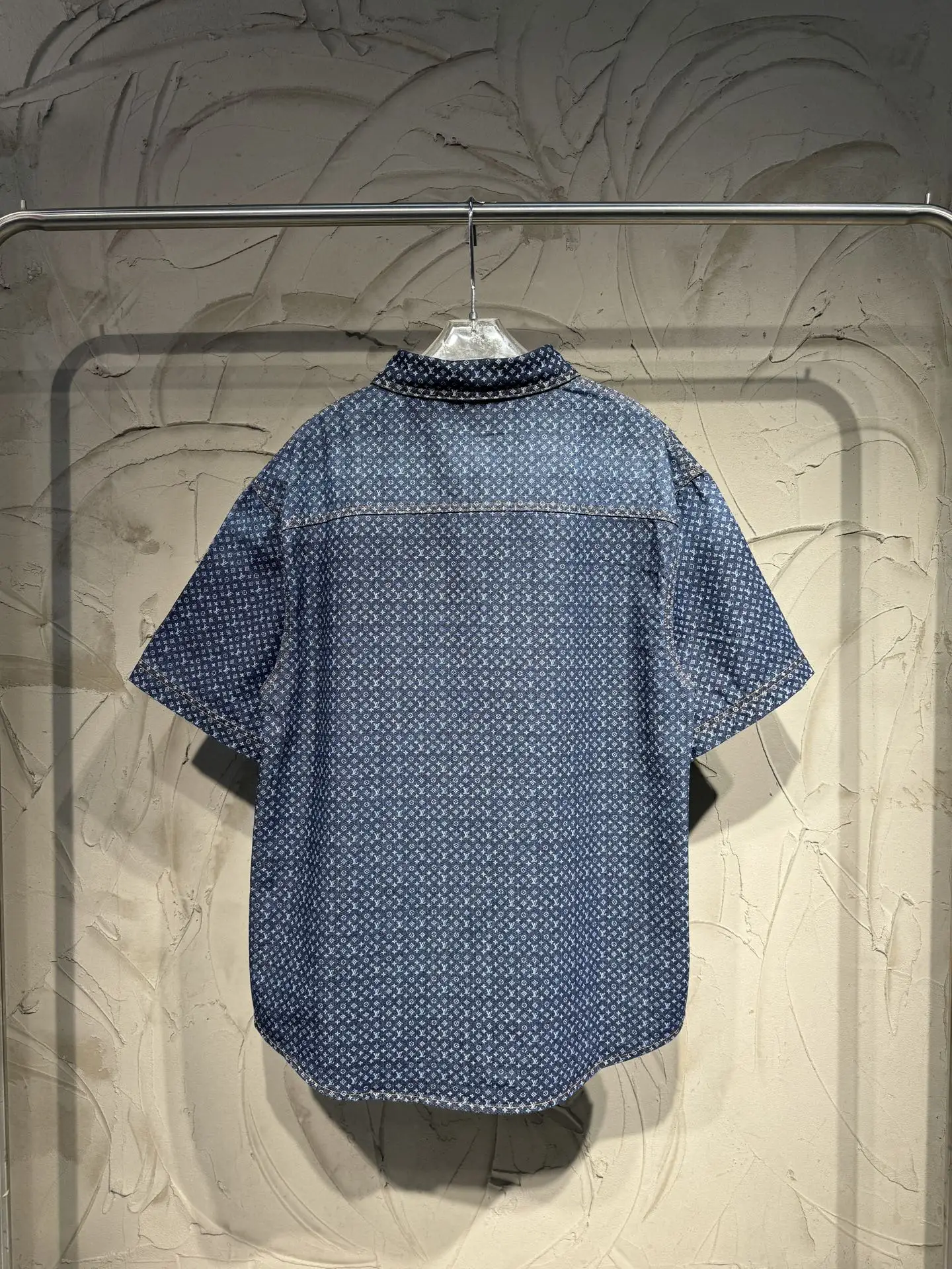 Monogram Print Short-Sleeve Denim Shirt D22524320 — view 2