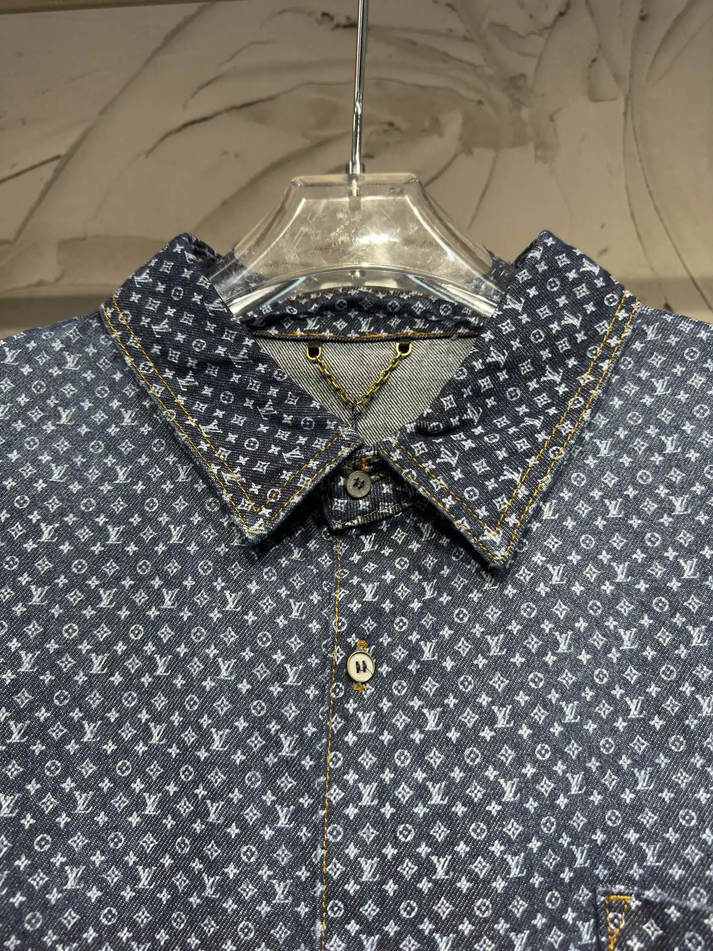 Monogram Print Short-Sleeve Denim Shirt D22524320 — view 8