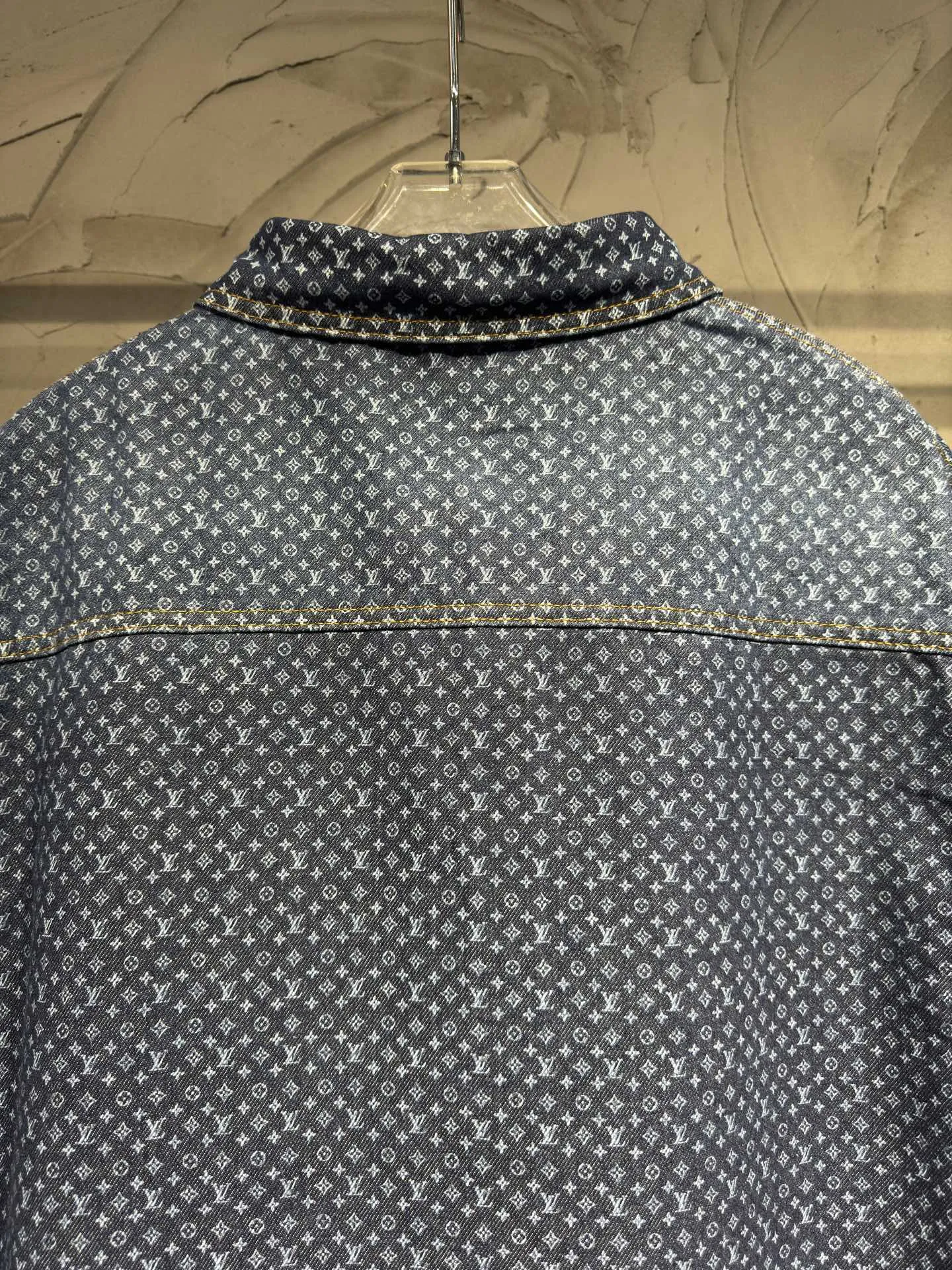 Monogram Print Short-Sleeve Denim Shirt D22524320 — view 20