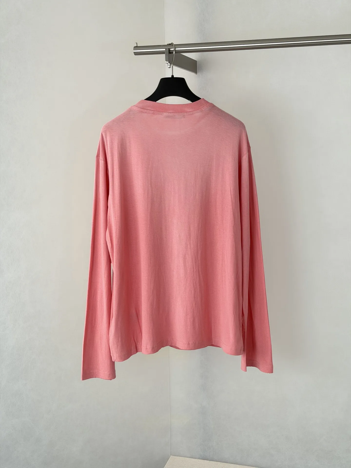 Distressed Logo-Print Cotton-Blend Long-Sleeved T-Shirt D22818659 — view 2