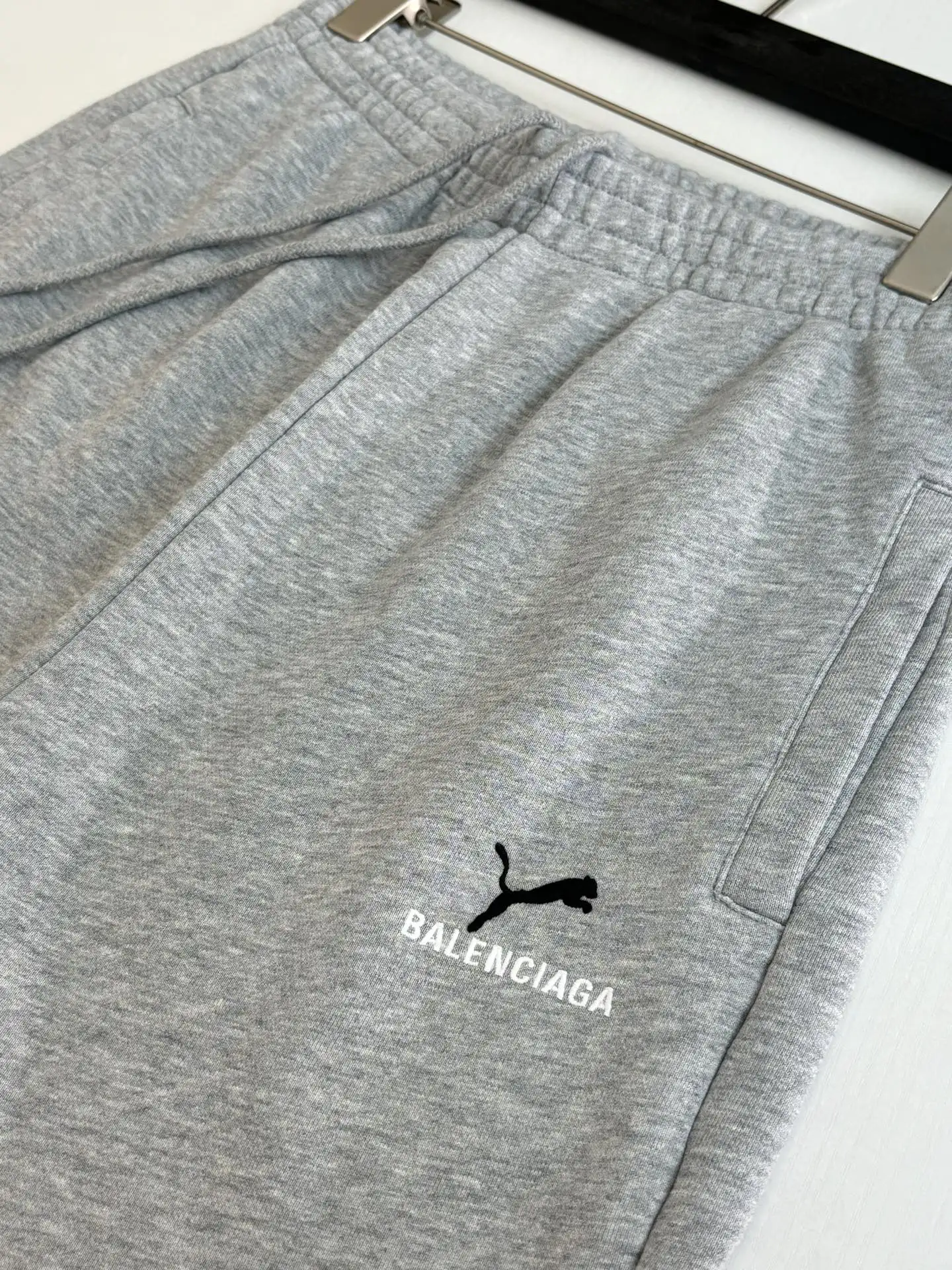Embroidered Logo Cotton-Jersey Shorts D22818625 — view 6