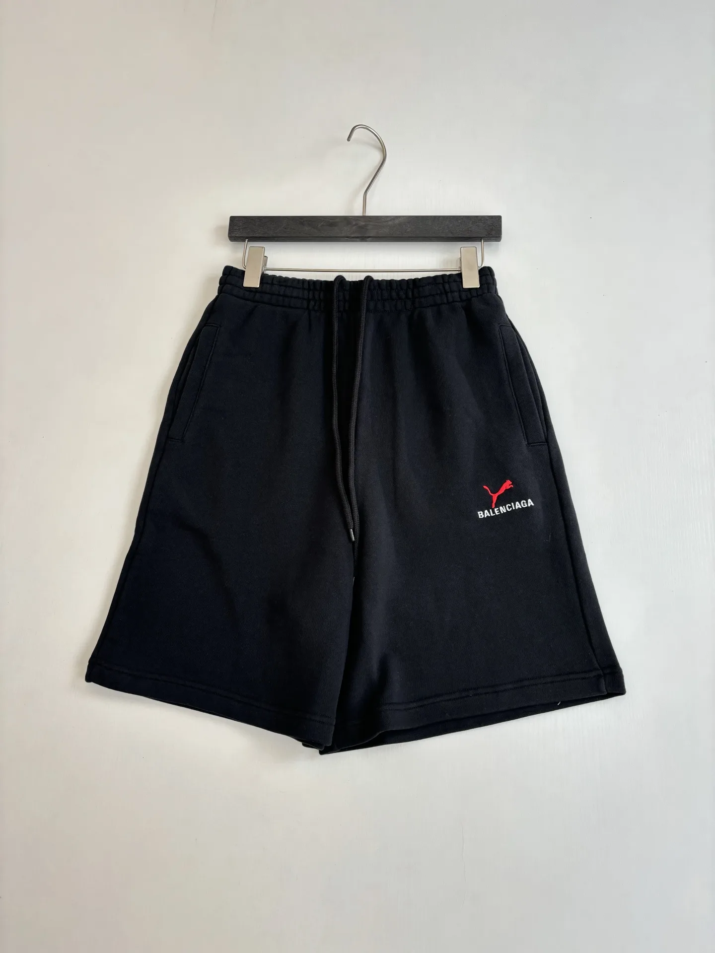 Embroidered Logo Cotton-Jersey Sweat Shorts D22818624 — view 3