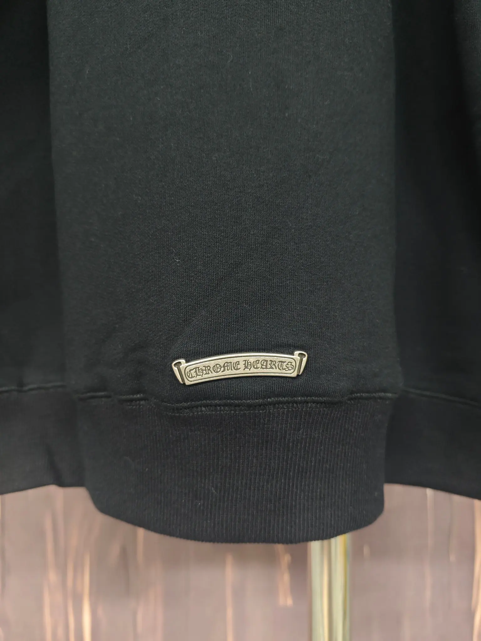 Leather Cross Patch Fleece Sweatshirt D23020298 — view 6
