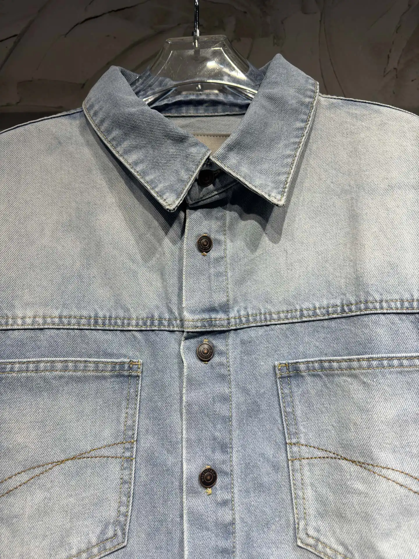 Oversized Washed Denim Shirt Jacket D23024321 — view 3