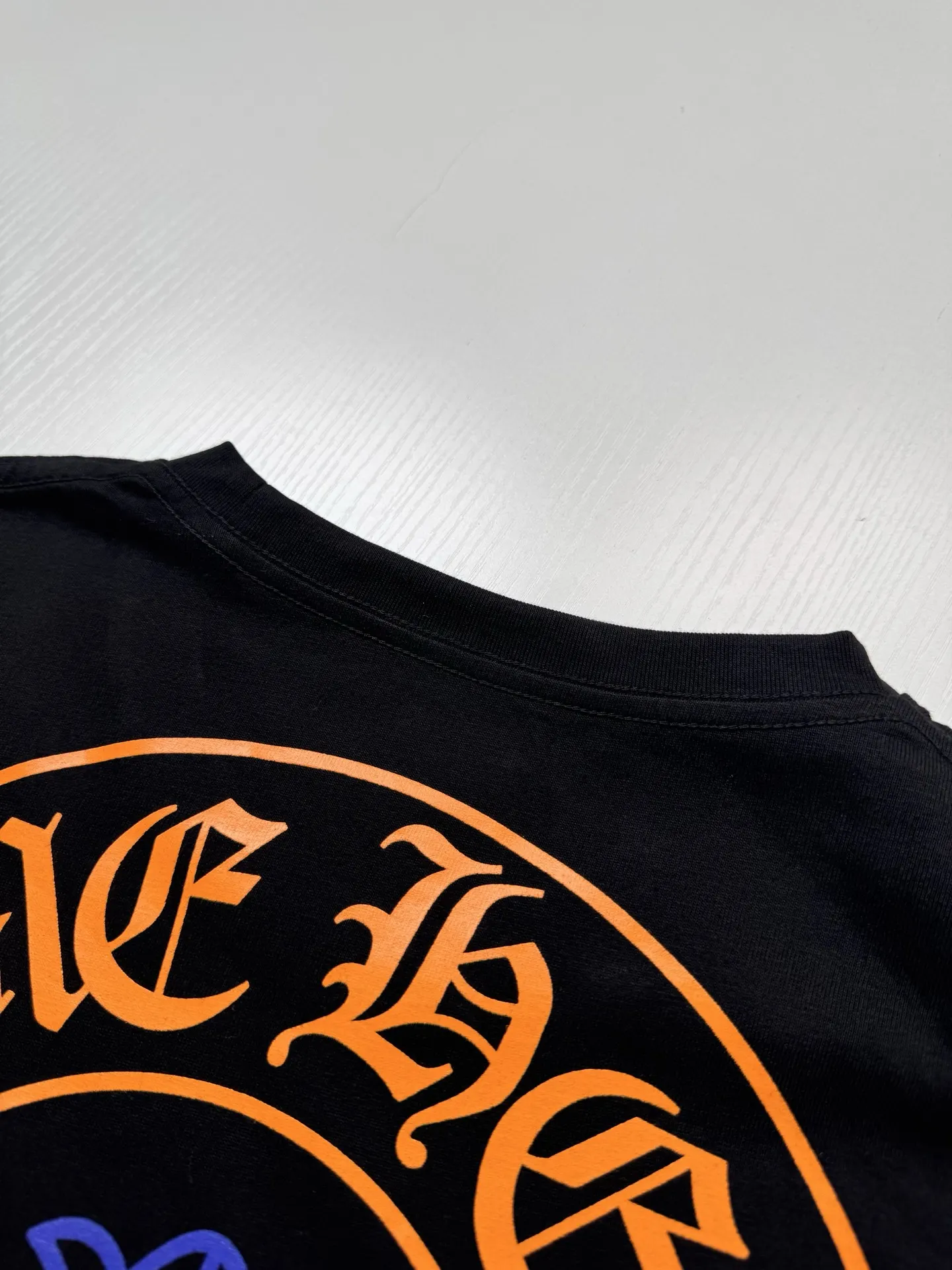 Horseshoe Logo Print Long-Sleeve T-Shirt D23018671 — view 9