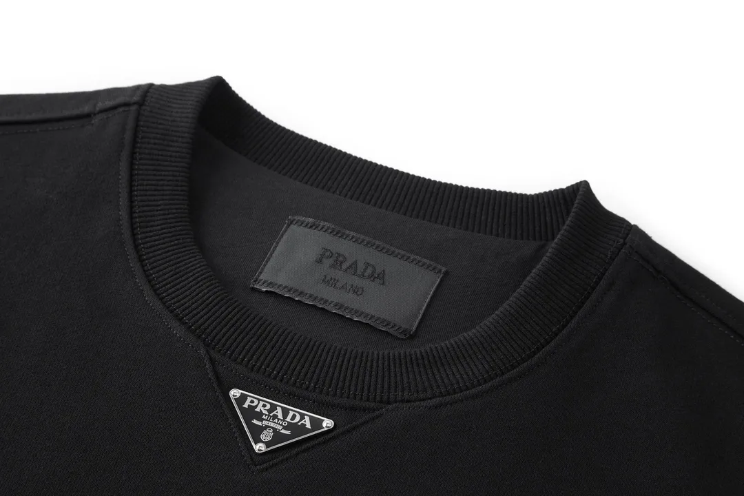 Enamelled Triangle Logo Pima Cotton Sweatshirt D23022491 — view 3