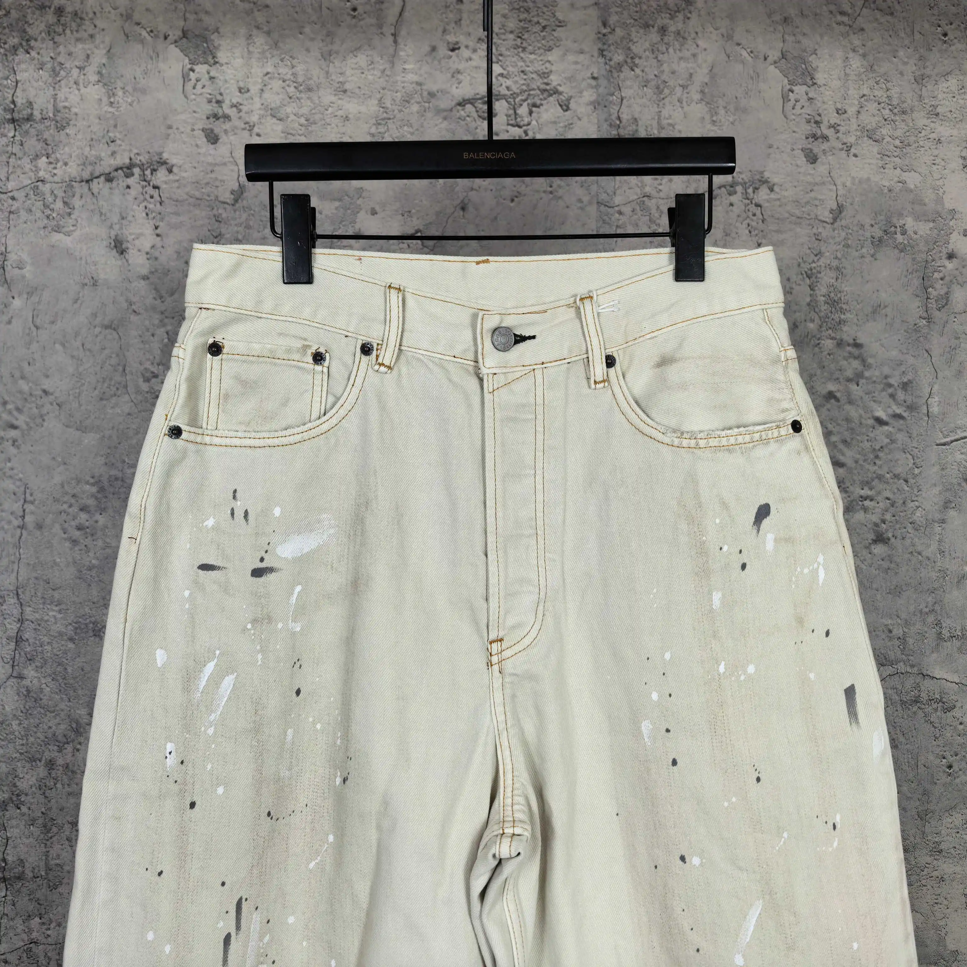 Paint-Splatter Denim Shorts D23524520 — view 3