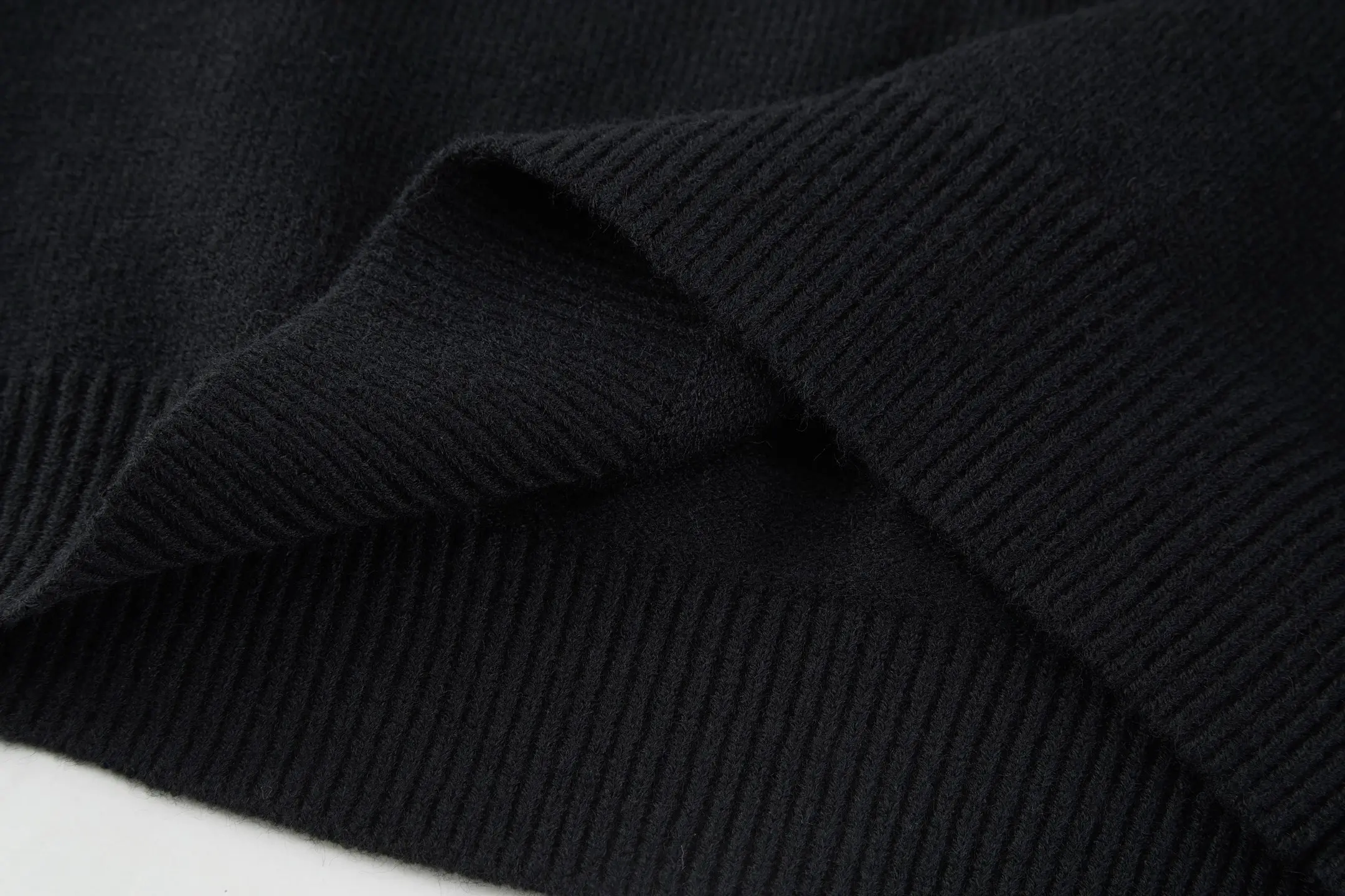 Triomphe Embroidered Wool-Cashmere Blend Sweater D23522473 — view 7