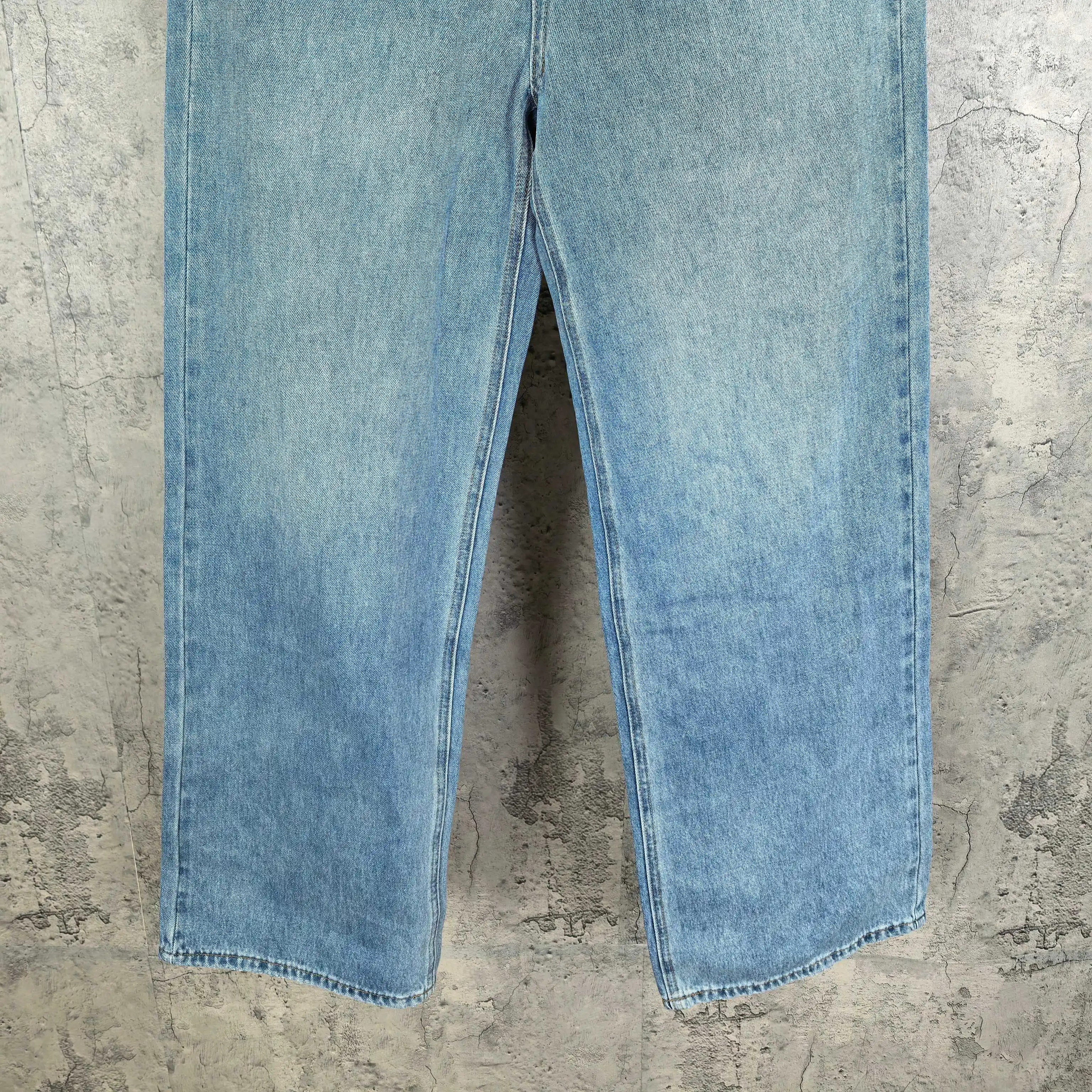 Fold-Over Waist Cross Embroidered Jeans D23524501 — view 10
