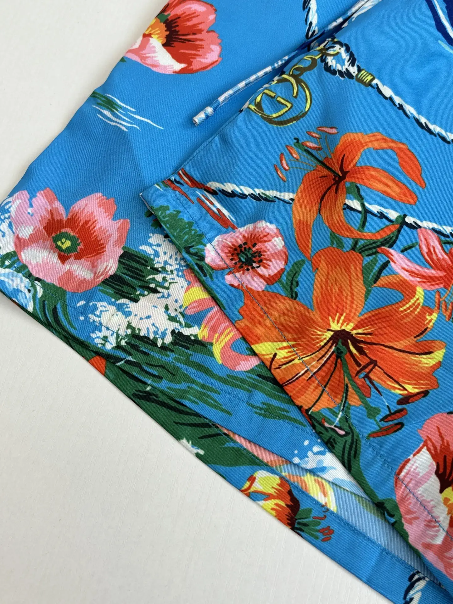 Floral and Wave Print Acetate Satin Shorts D23518599 — view 8
