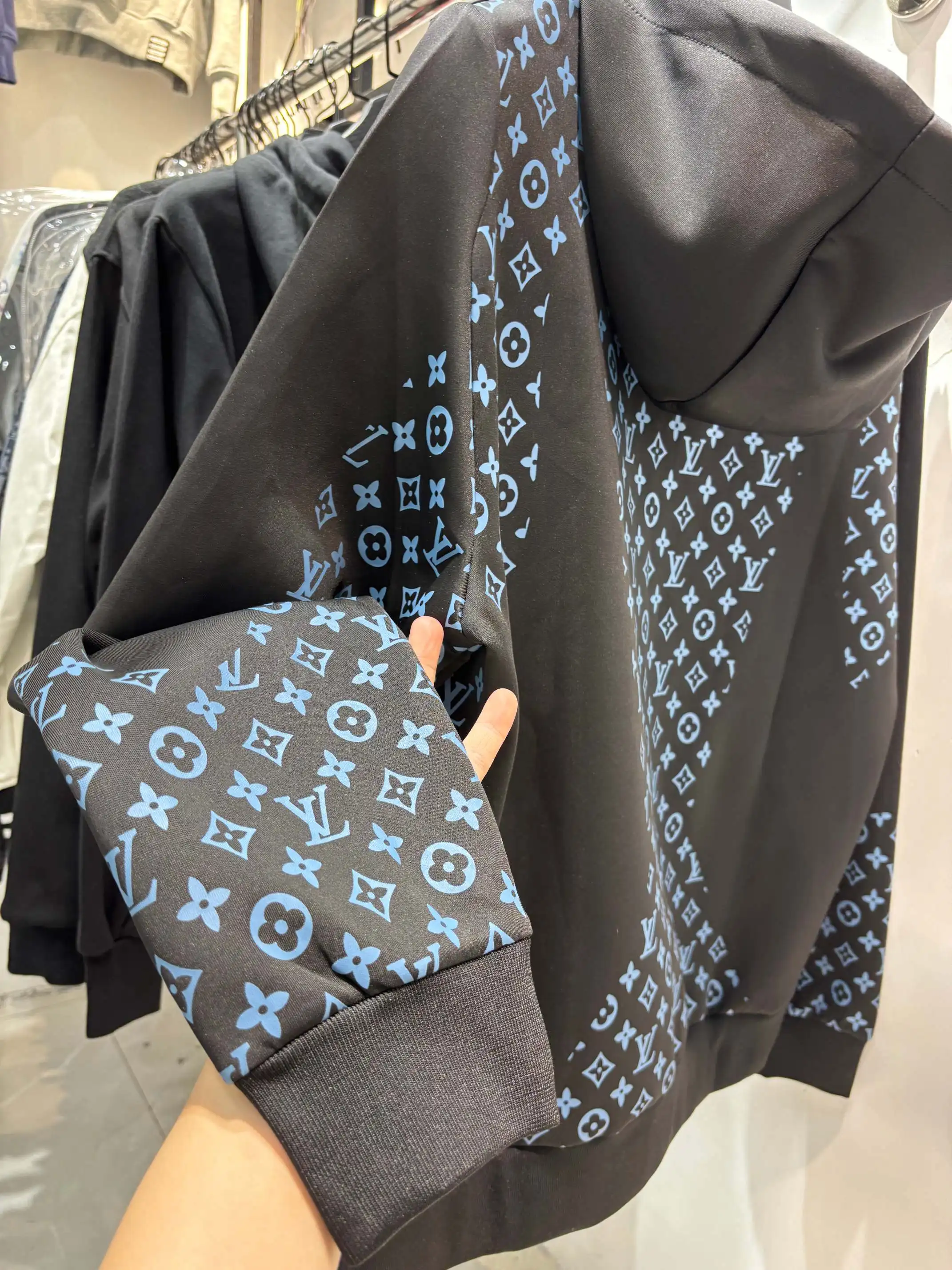 Monogram Scuba Zip-Up Hoodie D23513860 — view 10