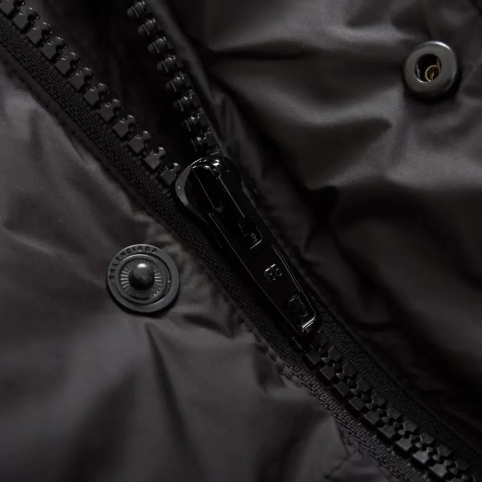 Flame Embroidered Down-Filled Puffer Jacket D24021647 — view 9