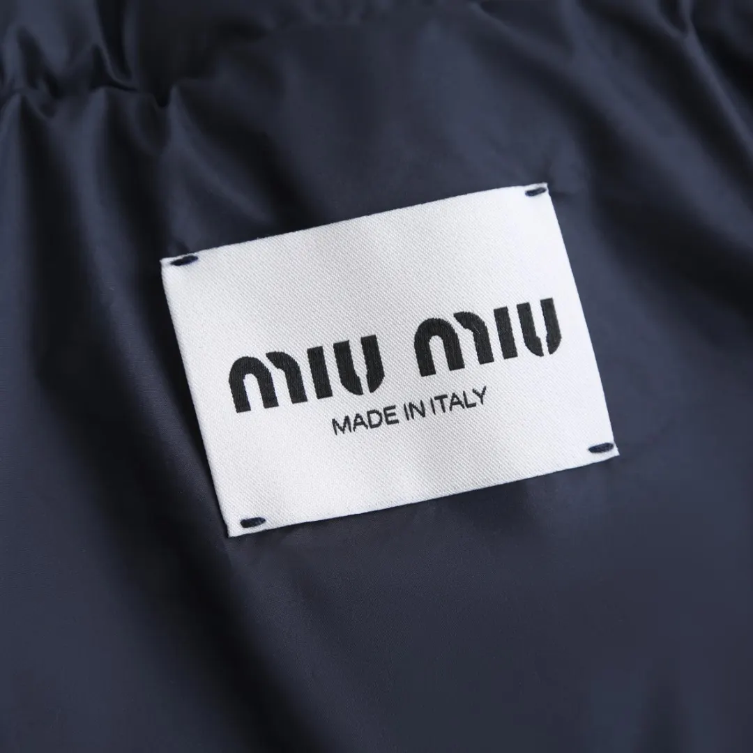 Logo-Patch Down-Filled Puffer Jacket D24021654 — view 9