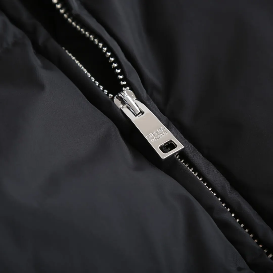 Logo-Appliqué Padded Nylon Down Jacket D24021649 — view 5