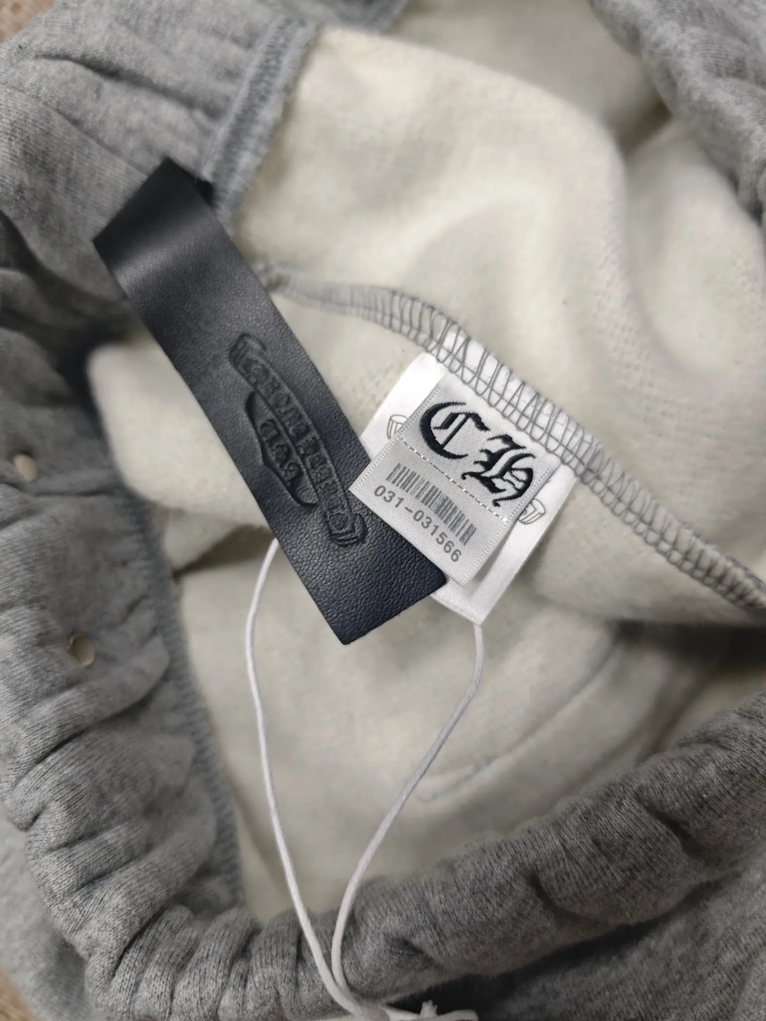 Chrome Hearts Leather Cross Patch Sweatpants D24020295 — view 9