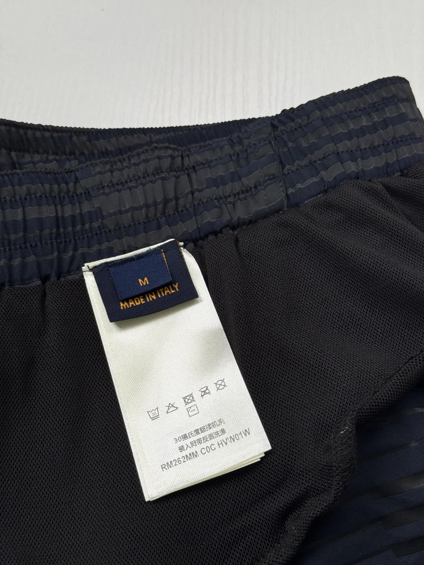 Damier Embossed Quick-Dry Swim Shorts D24018686 — view 9