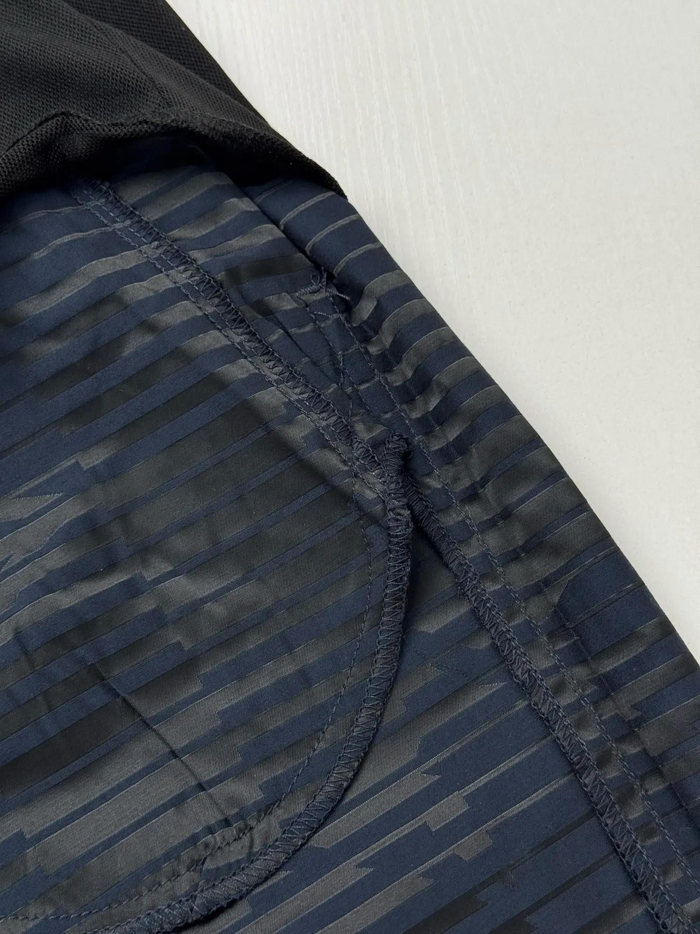 Damier Embossed Quick-Dry Swim Shorts D24018686 — view 10