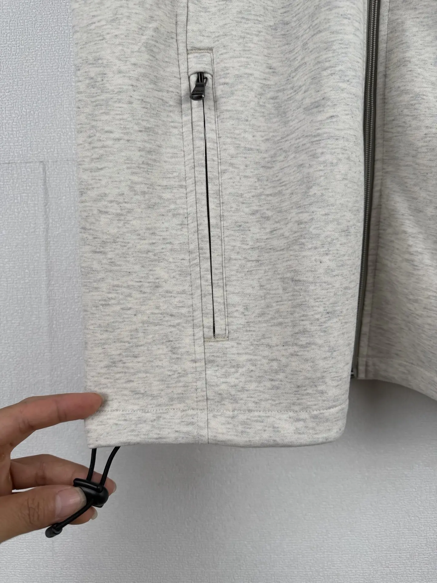 Logo-Embroidered Reversible Knit Gilet D24024928 — view 9