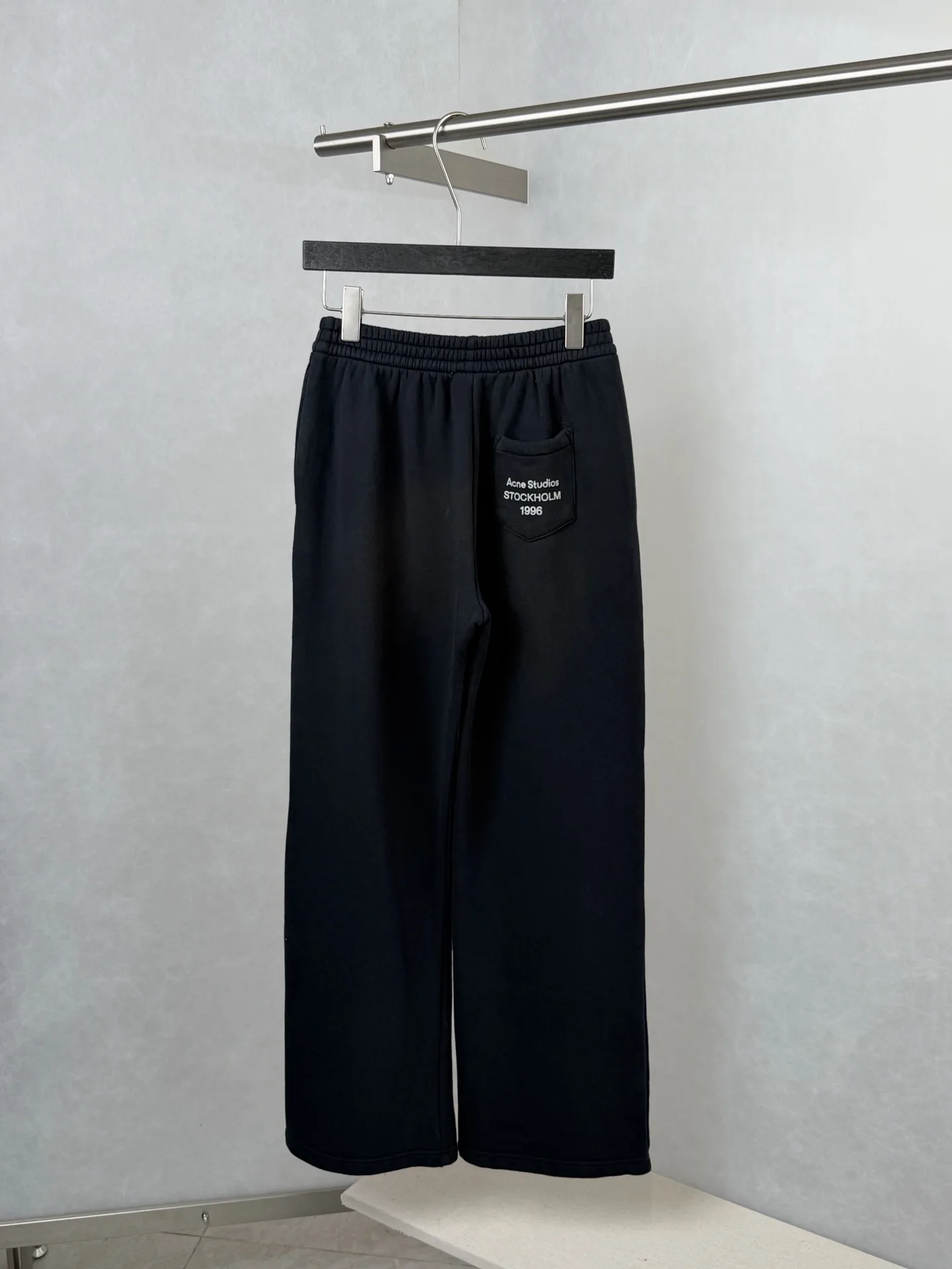 Logo-Print Washed Cotton-Jersey Sweatpants D24518592 — view 2