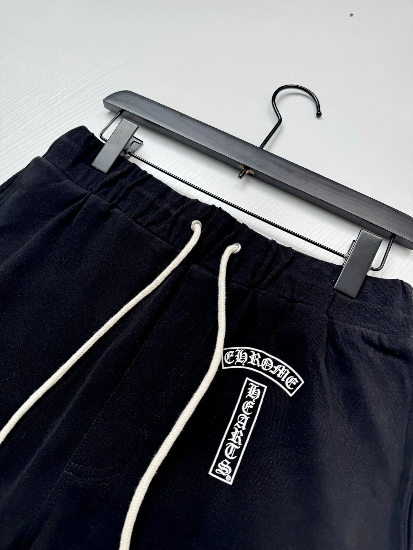 Logo-Print Cotton-Jersey Shorts D24518666 — view 5