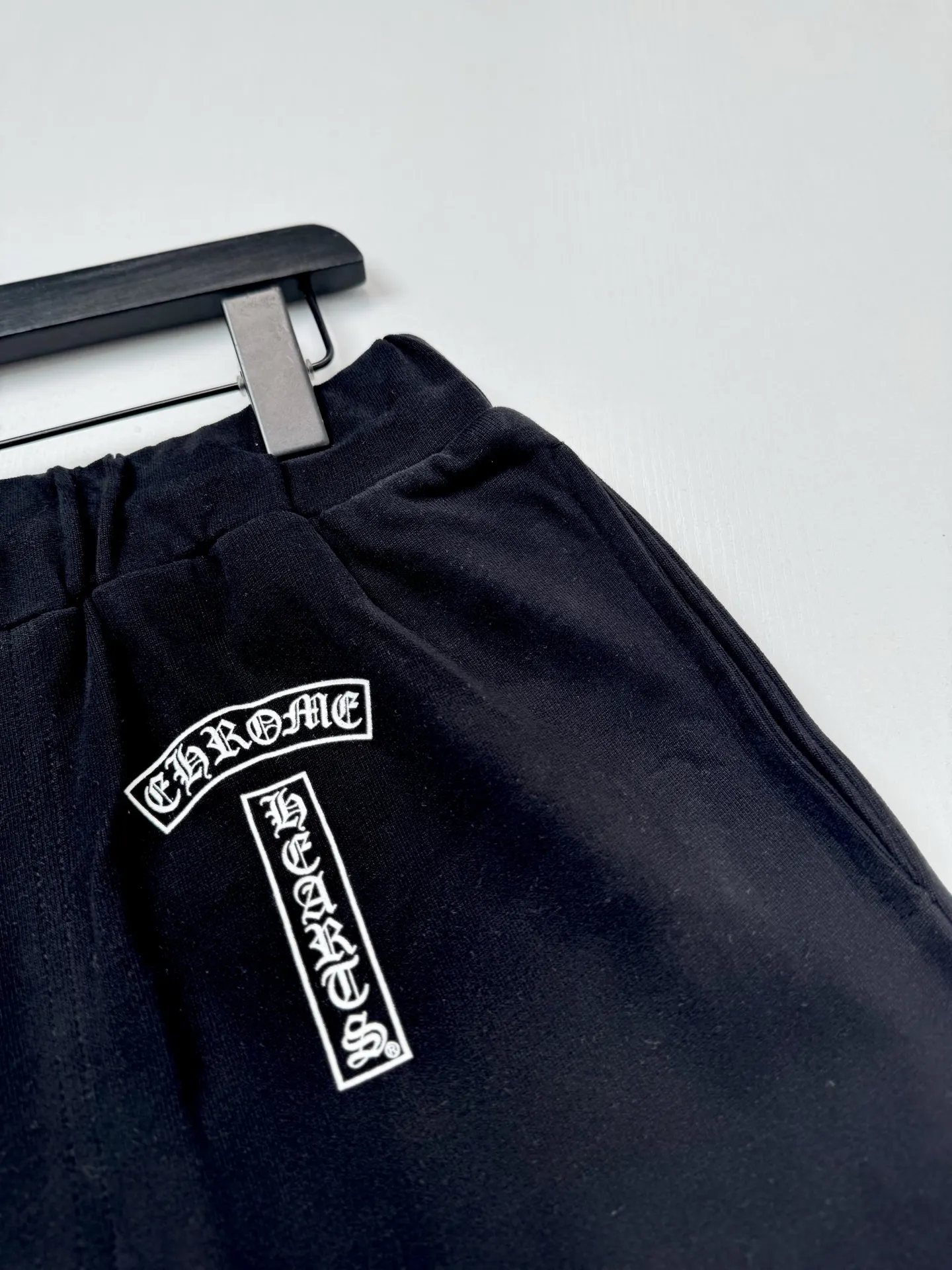 Logo-Print Cotton-Jersey Shorts D24518666 — view 9