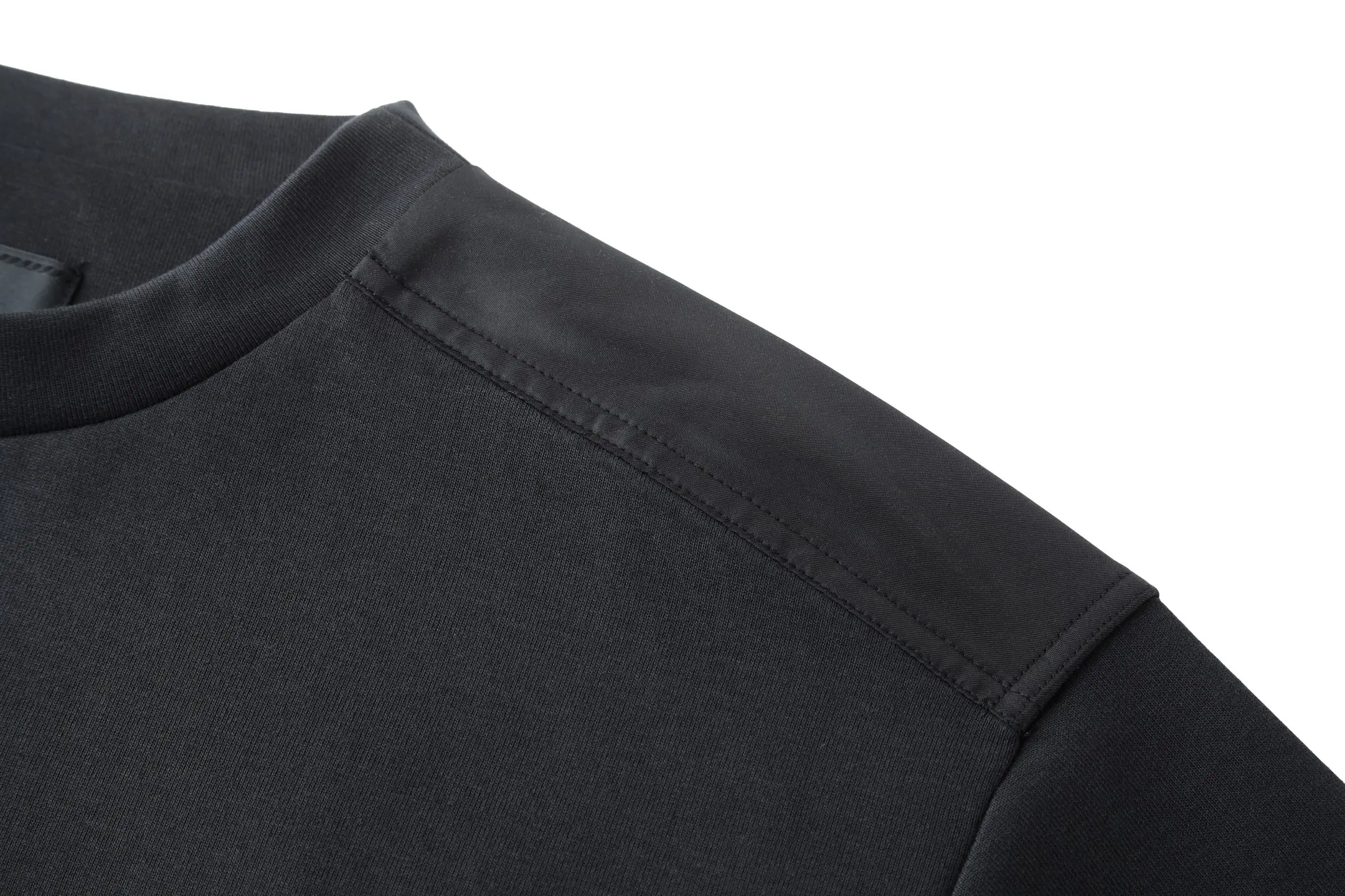 Oversized Re-Nylon Detail Crew-Neck Sweatshirt D24522370 — view 4