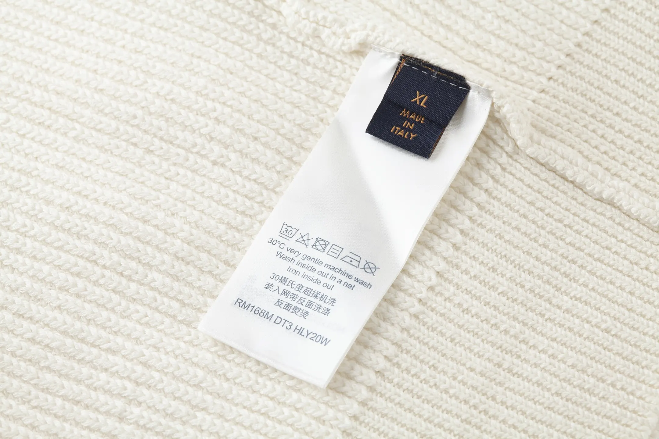 Logo-Embroidered Ribbed Cashmere-Blend Sweater D25022490 — view 9