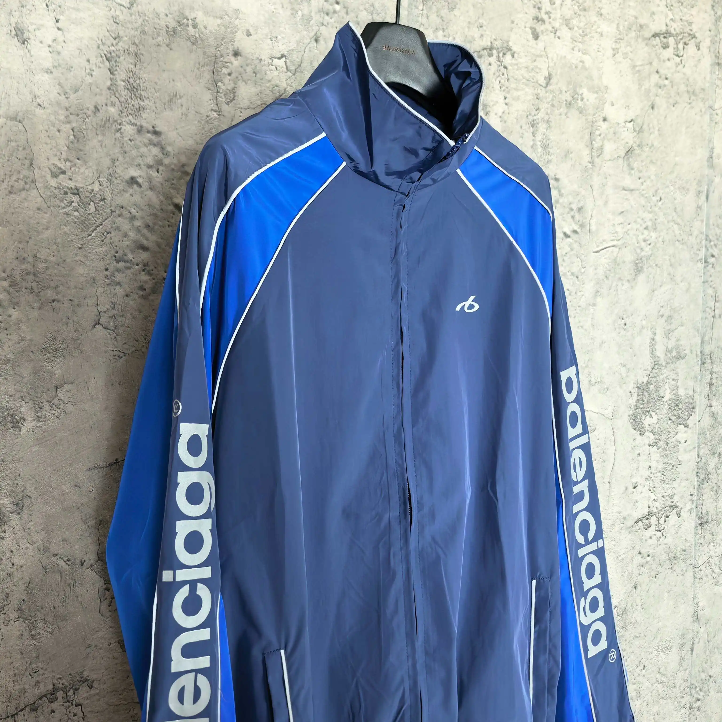 Logo-Print Reflective Track Jacket D25024465 — view 7