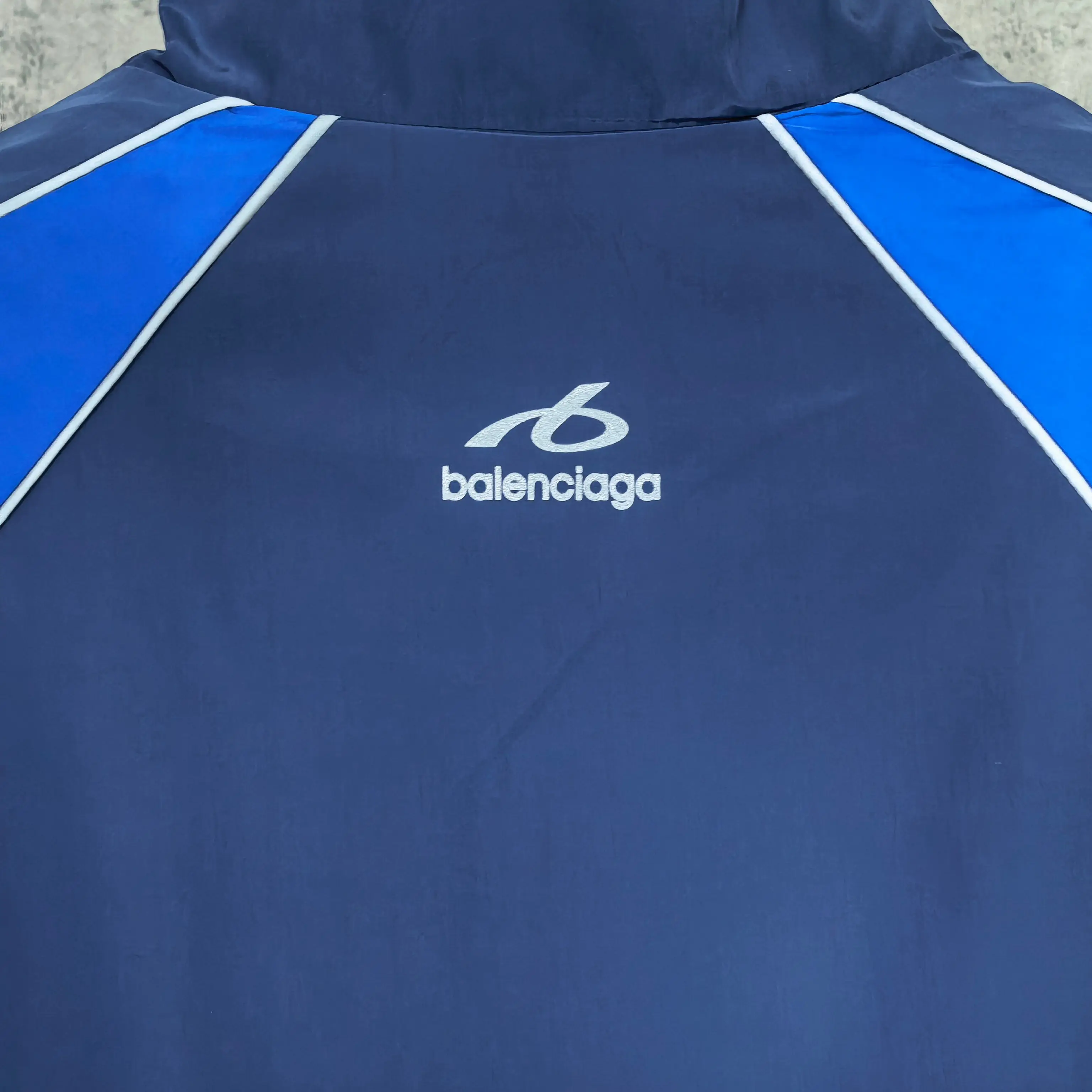 Logo-Print Reflective Track Jacket D25024465 — view 11