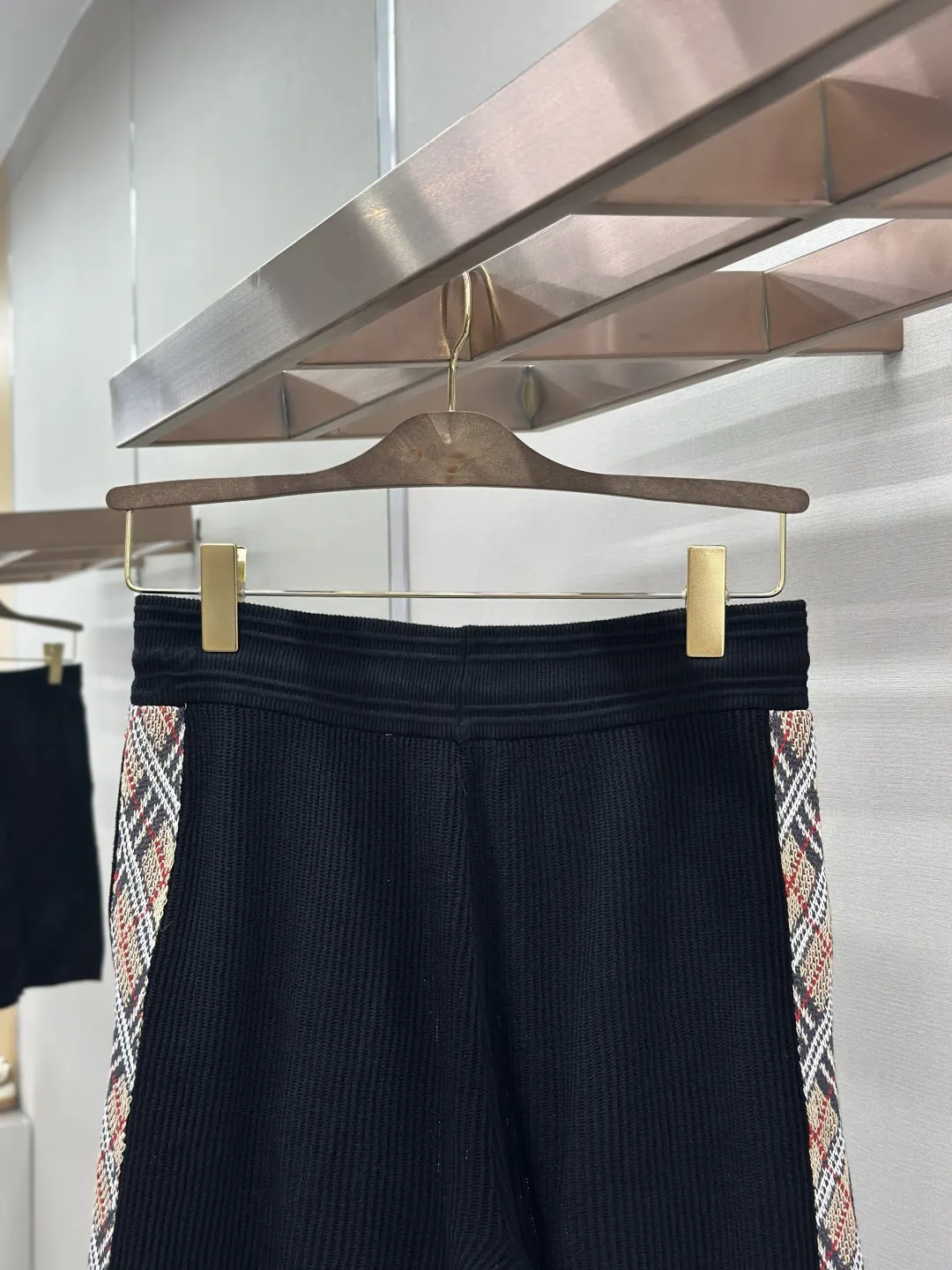 Check-Trim Ribbed Knit Cotton Shorts D25019195 — view 8