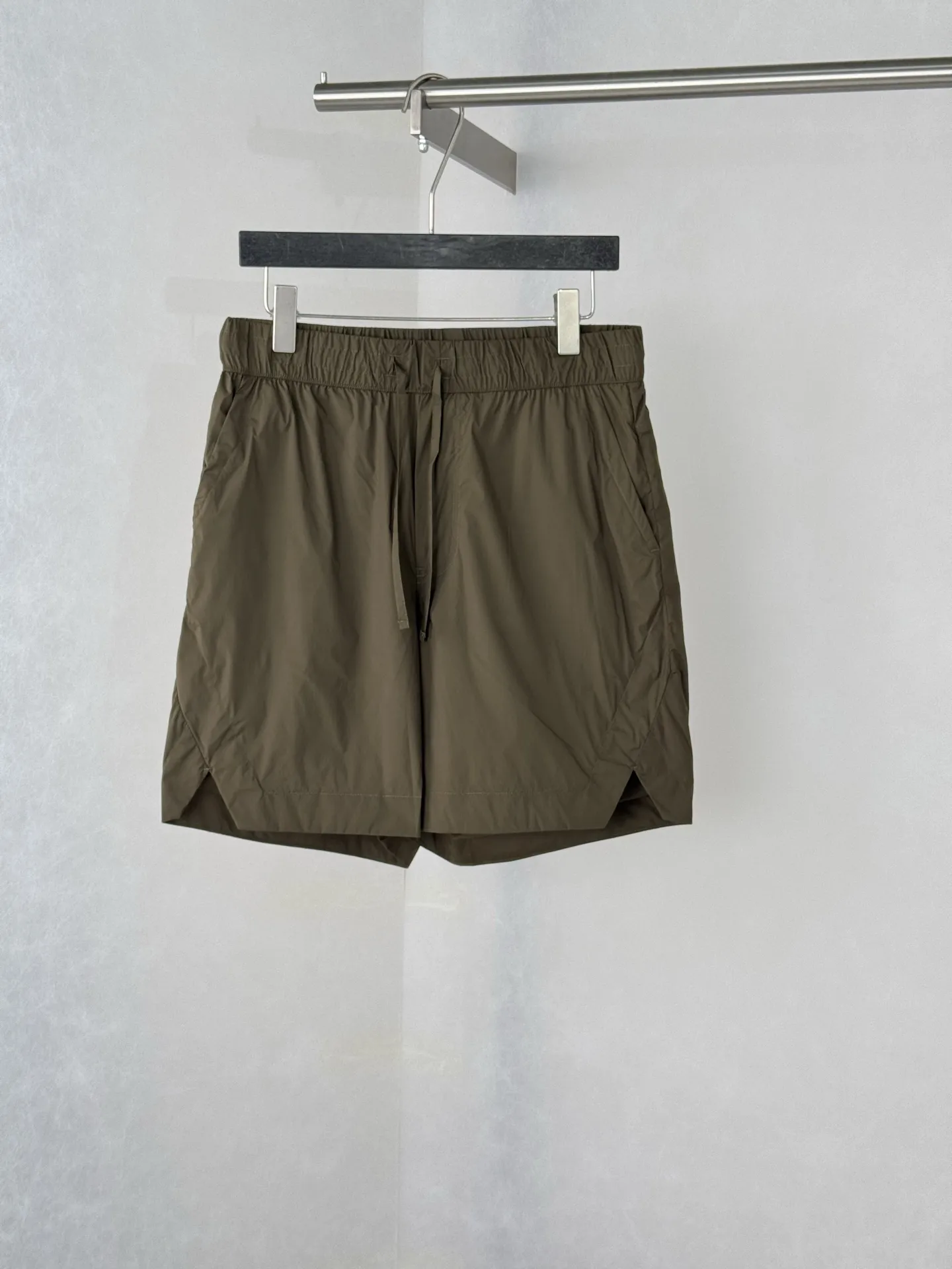 Logo-Patch Quick-Dry Nylon Shorts D25018688