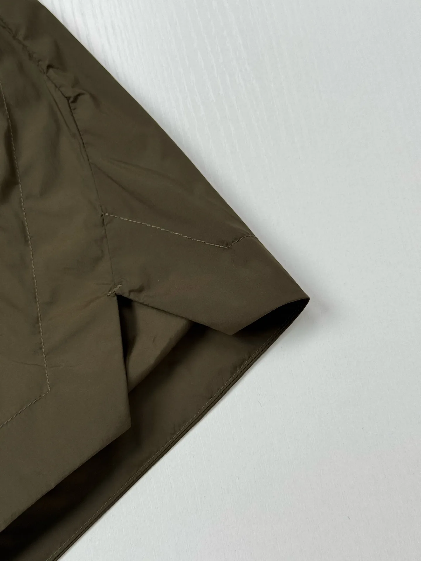 Logo-Patch Quick-Dry Nylon Shorts D25018688 — view 4