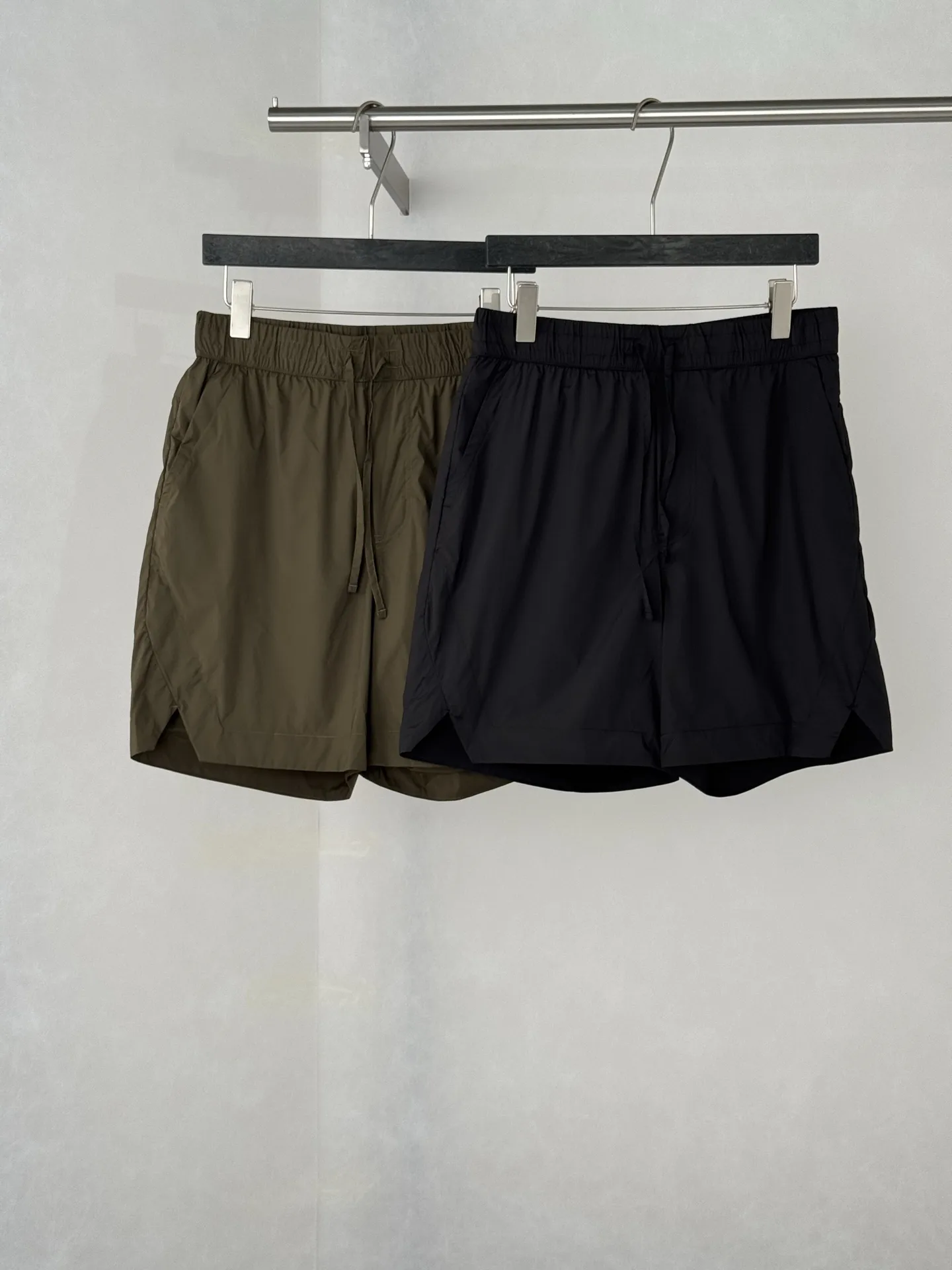 Logo-Patch Quick-Dry Nylon Shorts D25018688 — view 11