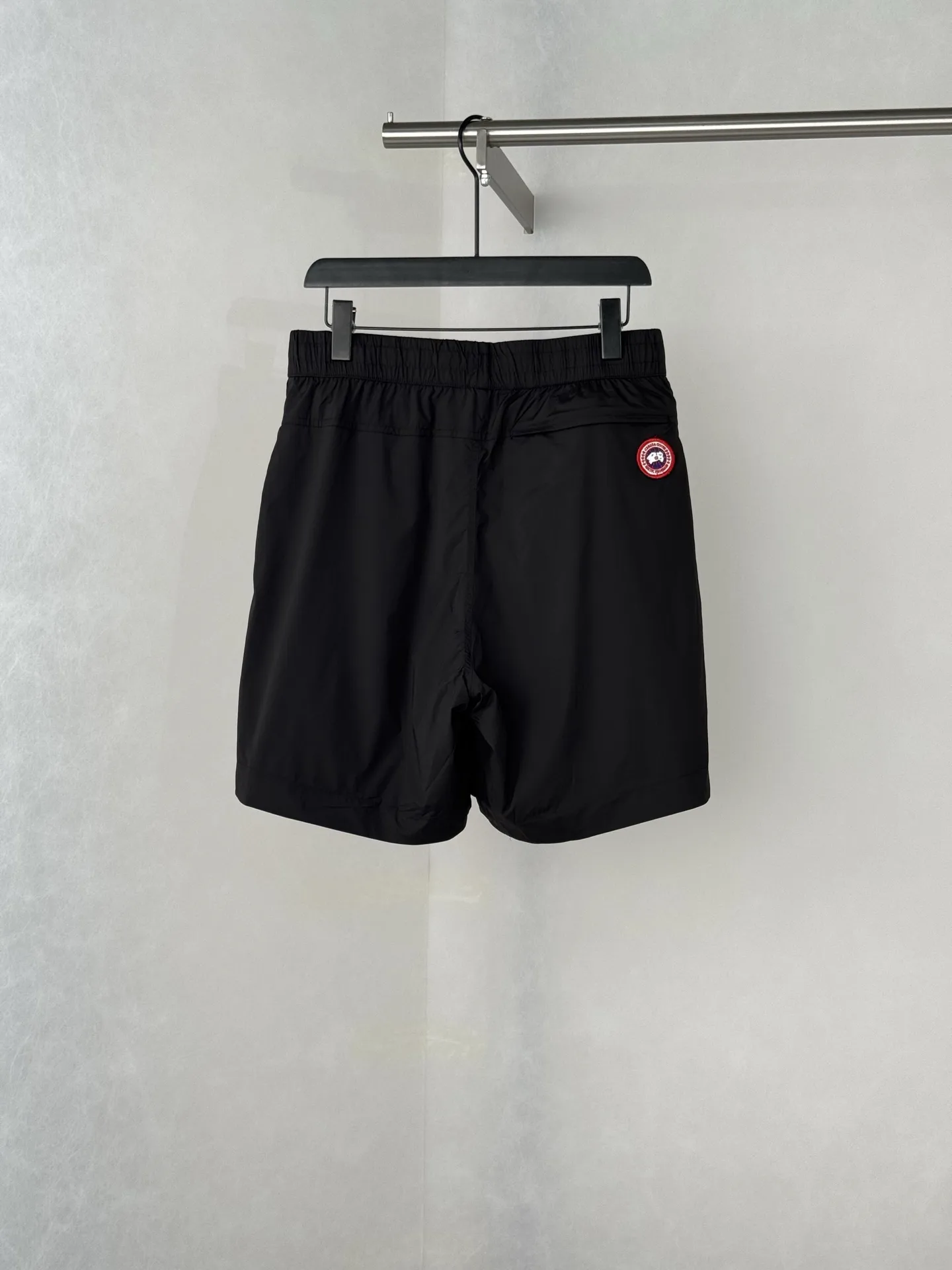 Logo-Patch Quick-Dry Nylon Shorts D25018689 — view 2