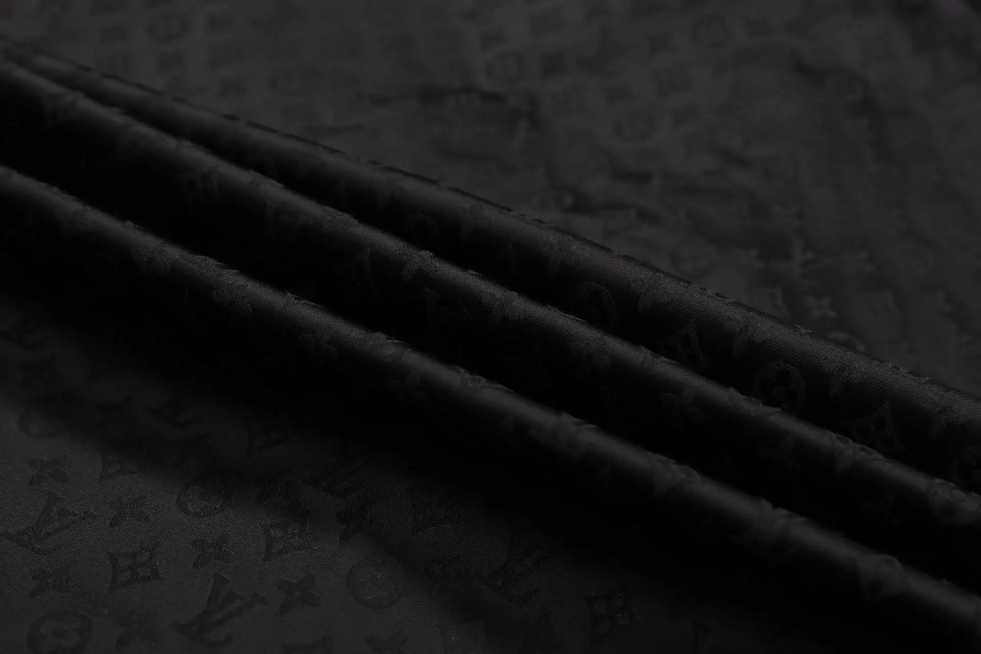 Monogram Silk Jacquard Evening Shirt D25013436 — view 8
