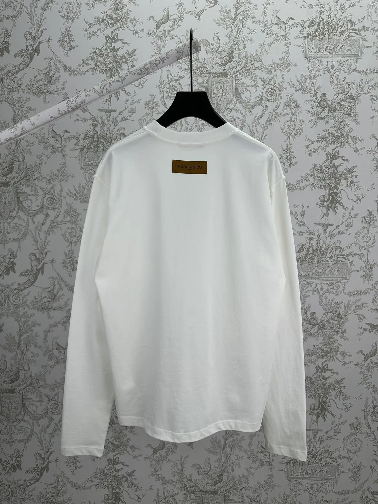 LV Ski Embroidered Long-Sleeve T-Shirt D25514386 — view 2