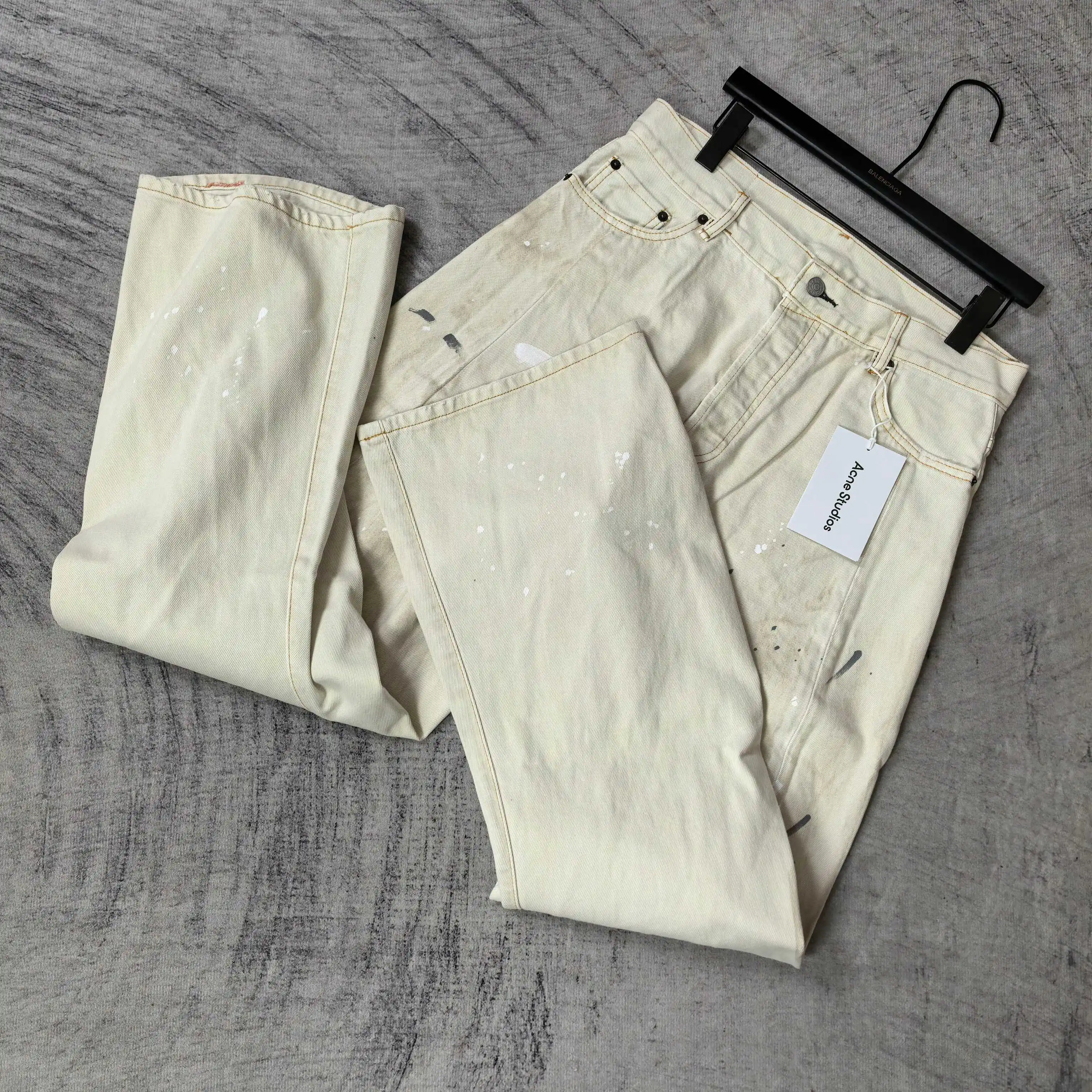 2006F Paint-Splatter Curved-Leg Jeans D25524521 — view 4