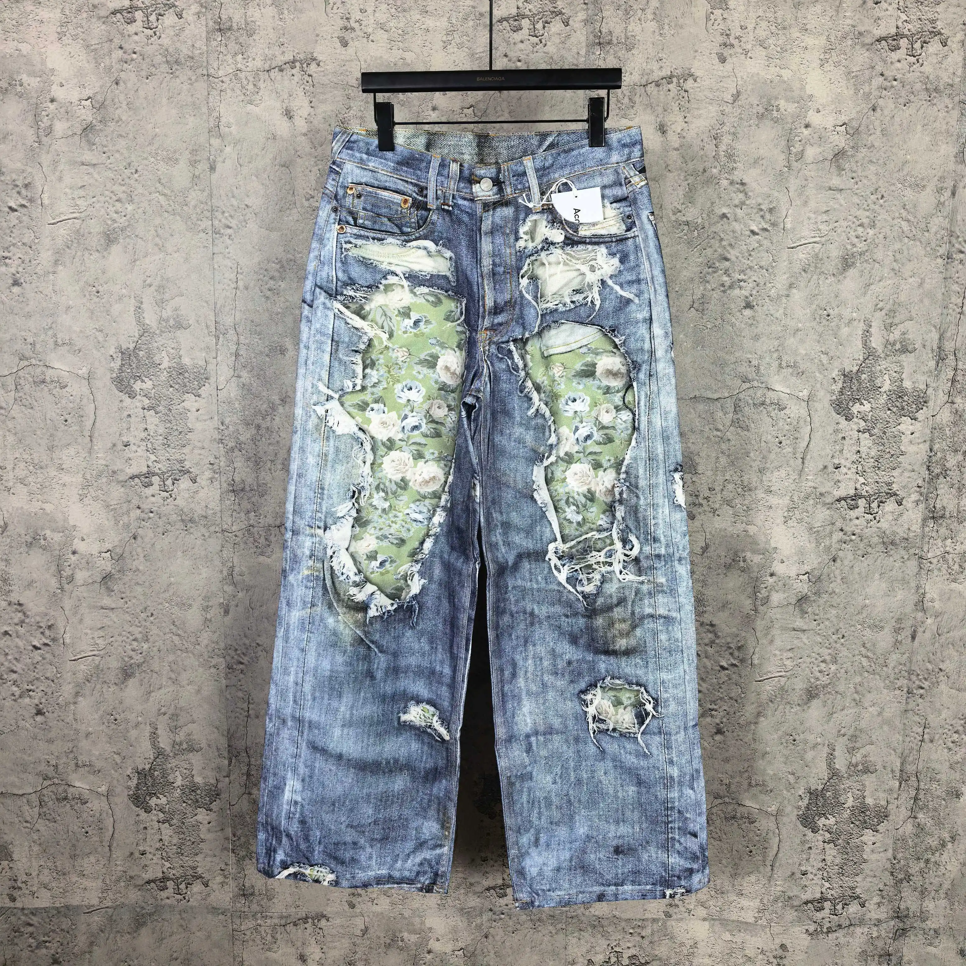 Floral Print Distressed Wide-Leg Jeans D25524561