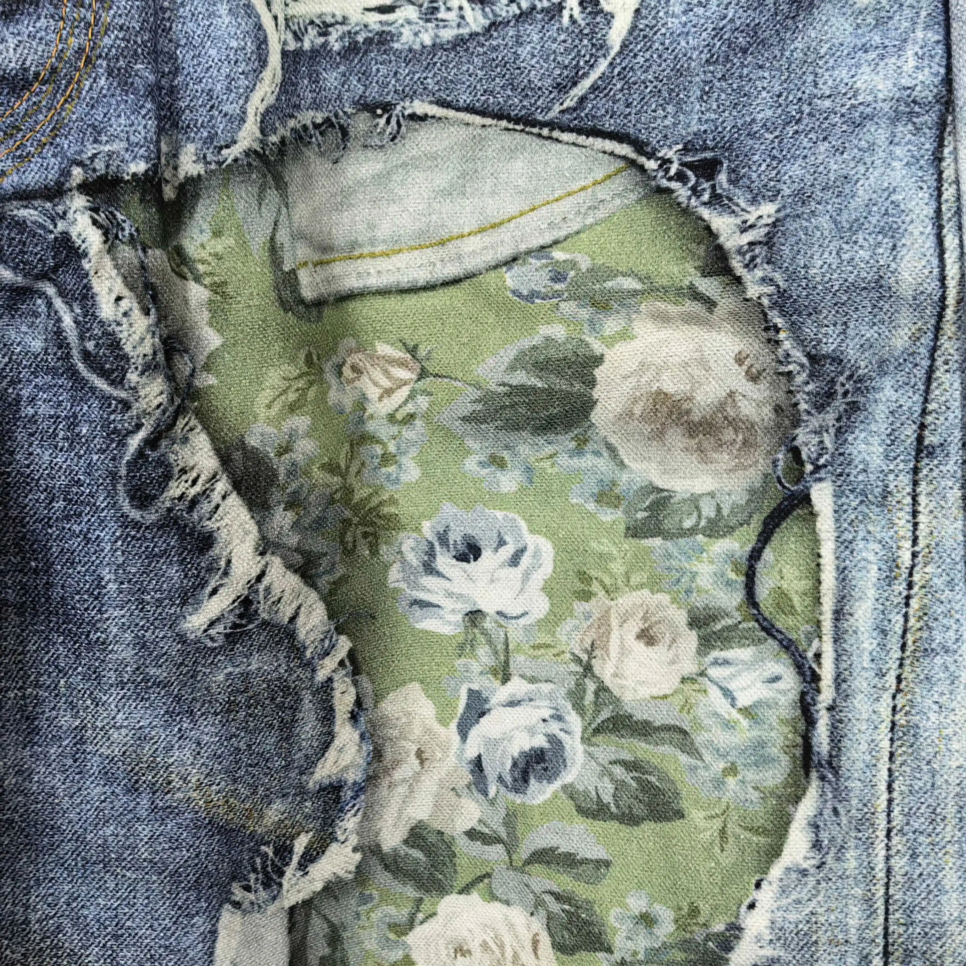 Floral Print Distressed Wide-Leg Jeans D25524561 — view 8