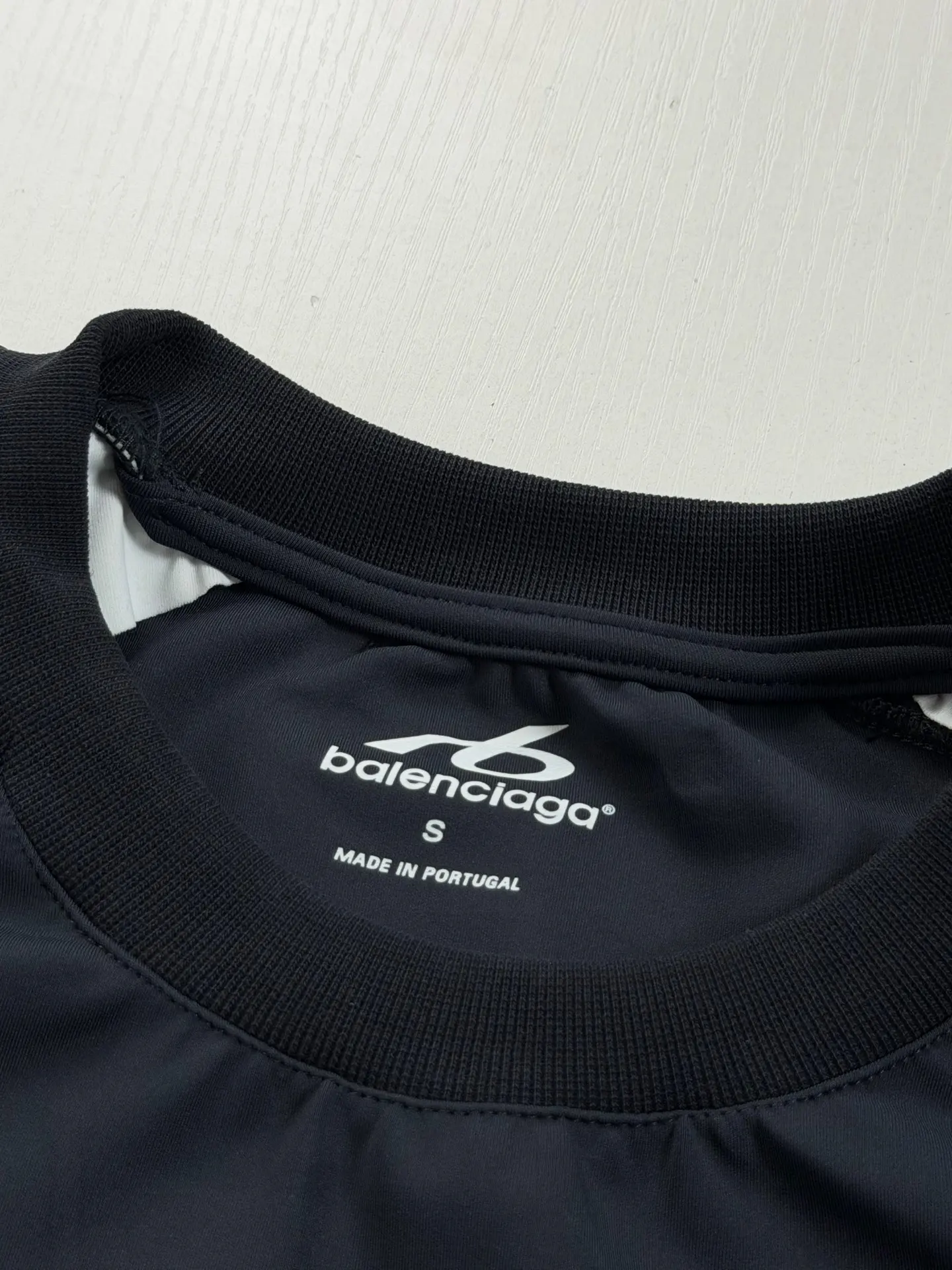 Layered Compression Long-Sleeve Sport Top D25518593 — view 6
