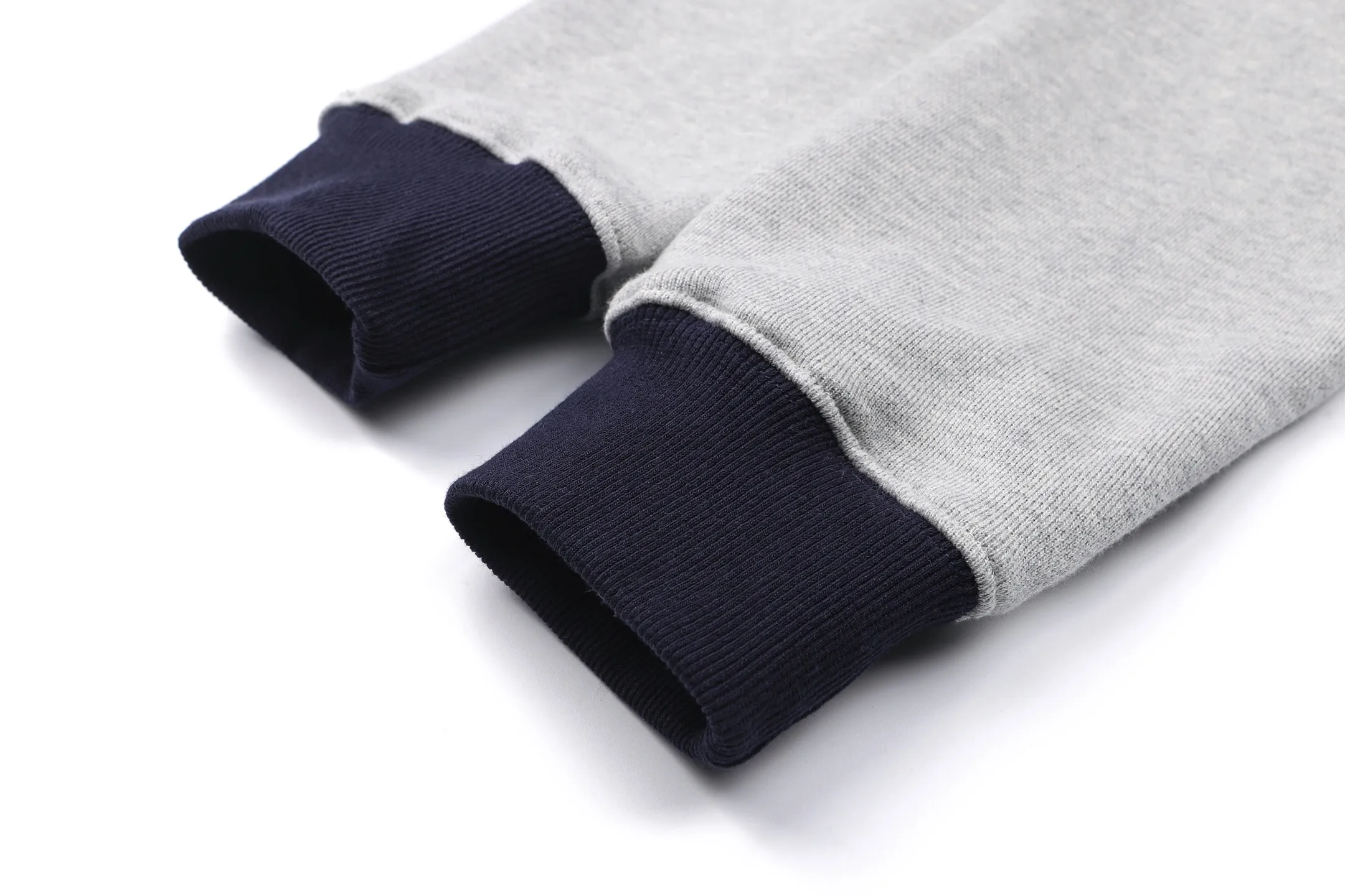 Logo Embroidery Color-Block Sweatshirt D25519086 — view 7